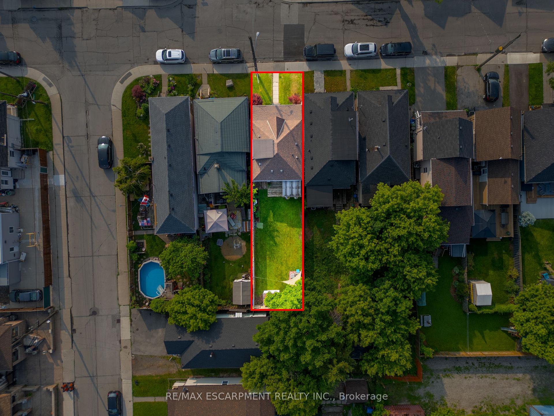Photo 28 of 77 Robins Avenue, Hamilton, Crown Point — HOMEH
