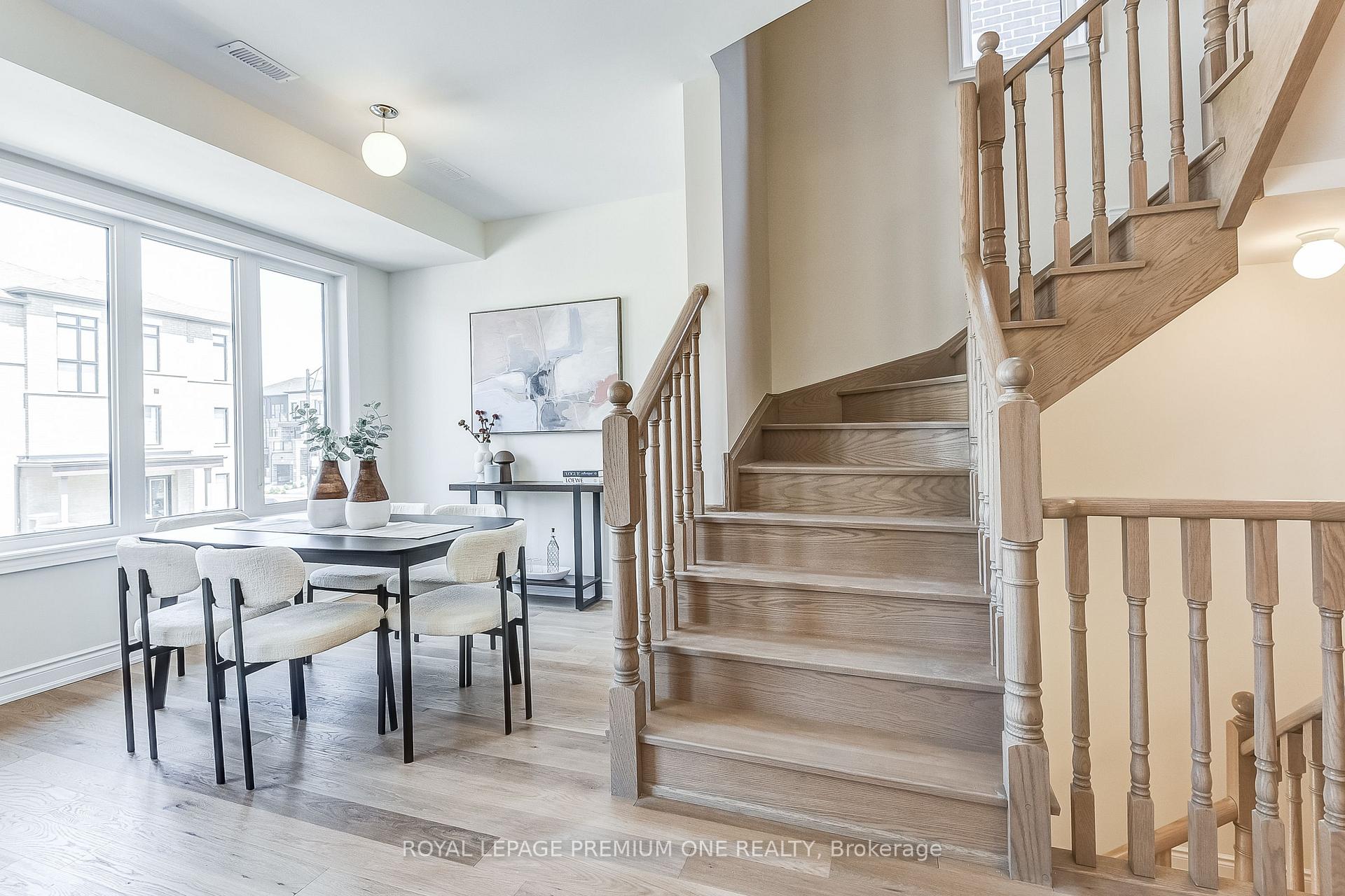 Photo 15 of 75 Tennant Circle N, Vaughan, Vellore Village — HOMEH