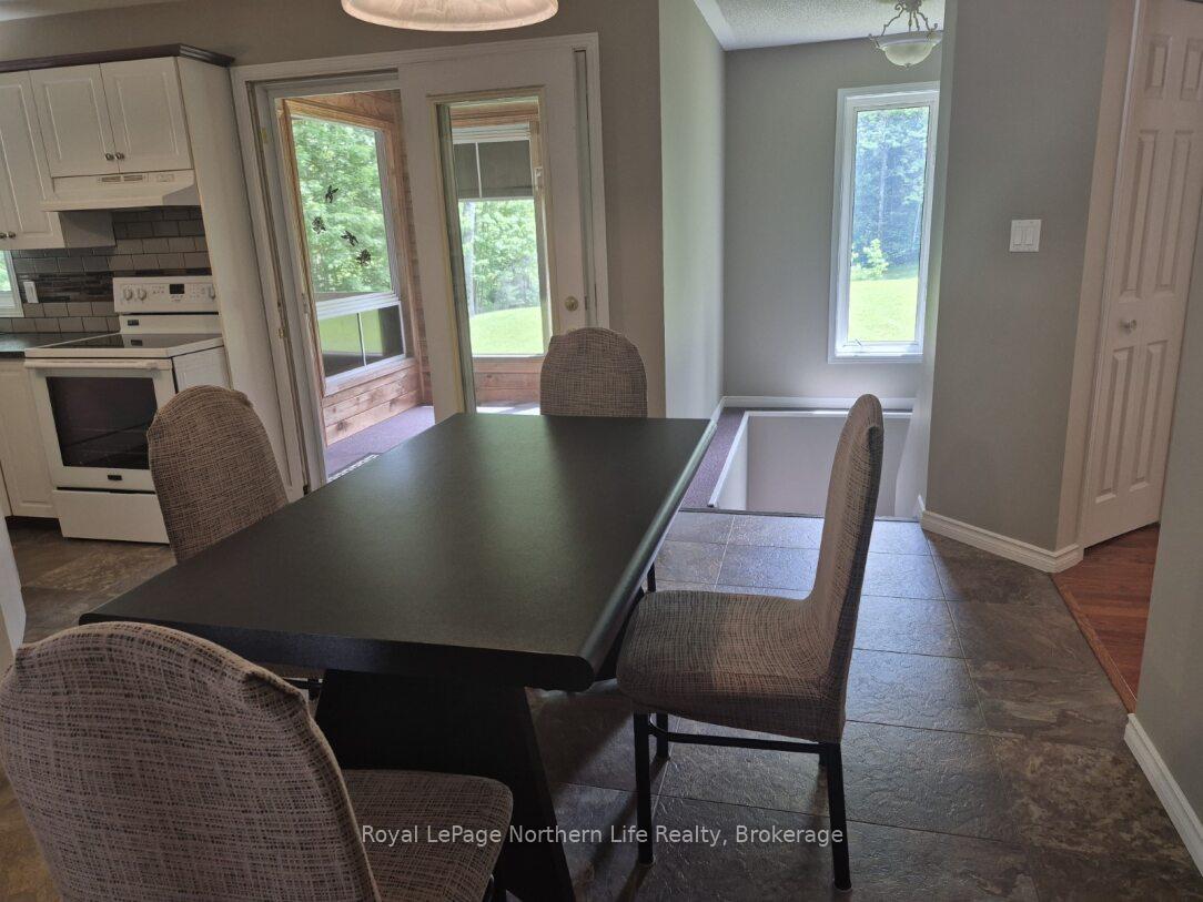 Photo 12 of 1140 Von Doeler Road, Bonfield — HOMEH