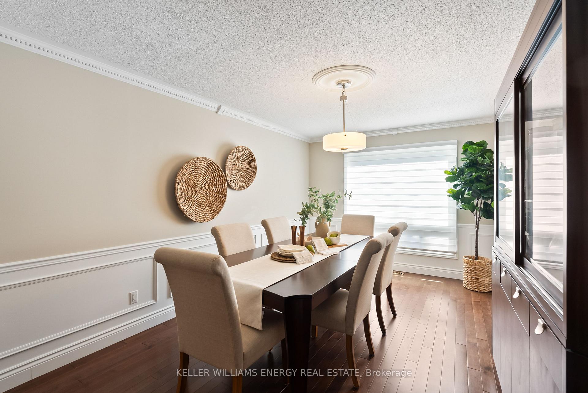 Photo 8 of 807 Regal Crescent, Pickering, Dunbarton — HOMEH