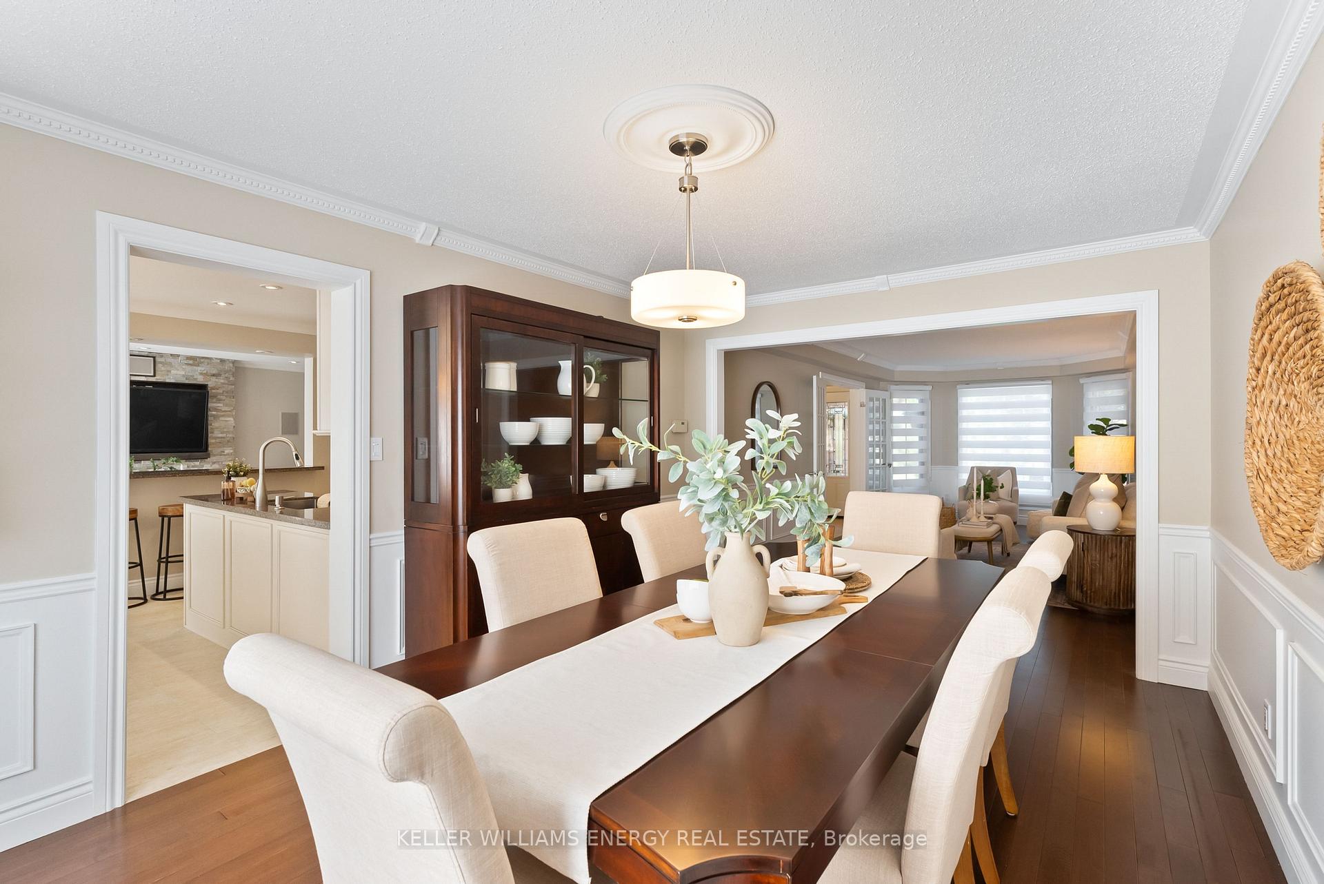 Photo 7 of 807 Regal Crescent, Pickering, Dunbarton — HOMEH