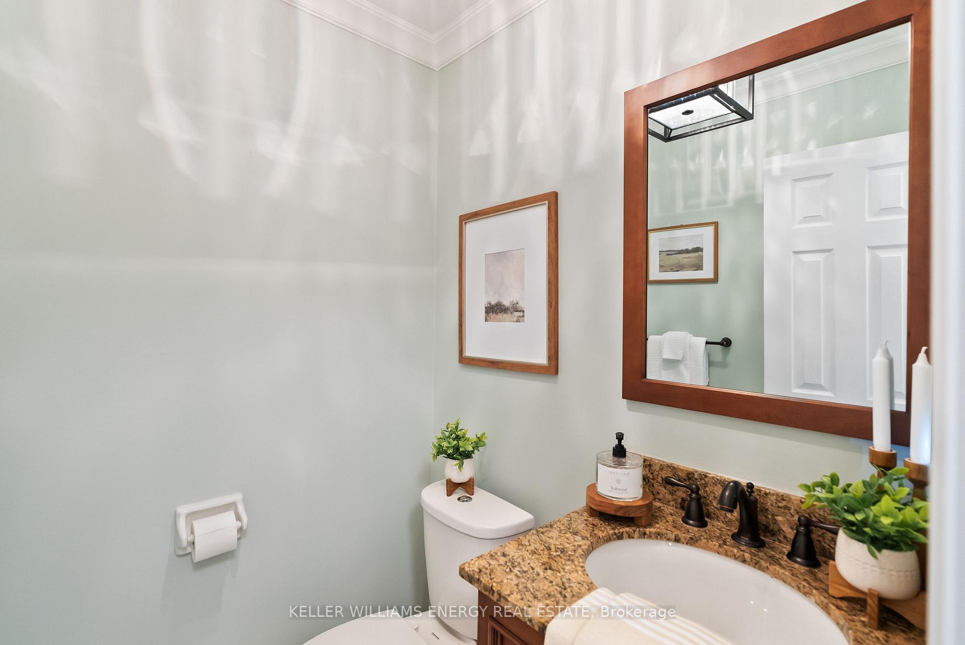 Photo 9 of 807 Regal Crescent, Pickering, Dunbarton — HOMEH