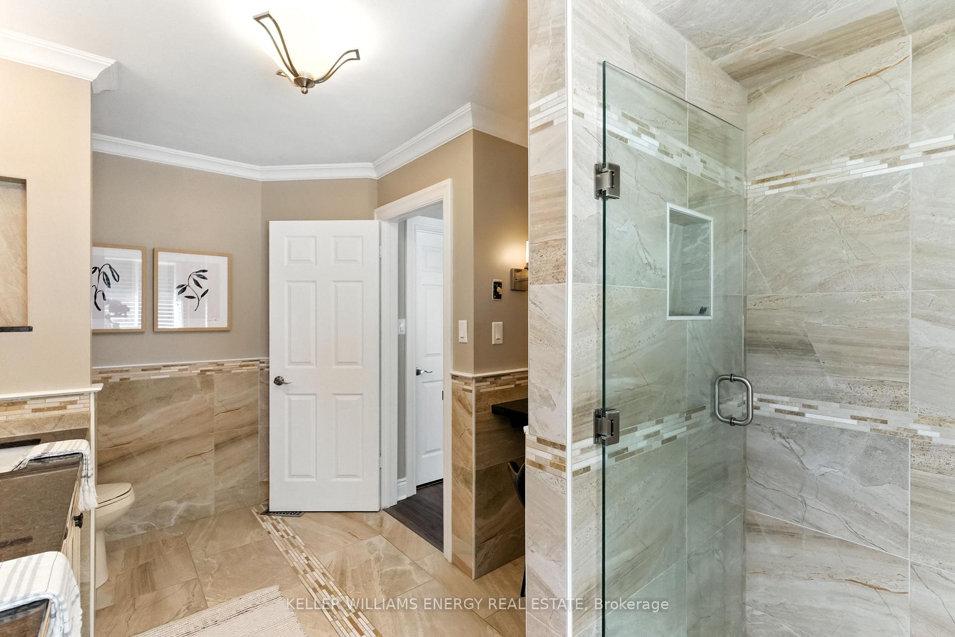 Photo 24 of 807 Regal Crescent, Pickering, Dunbarton — HOMEH