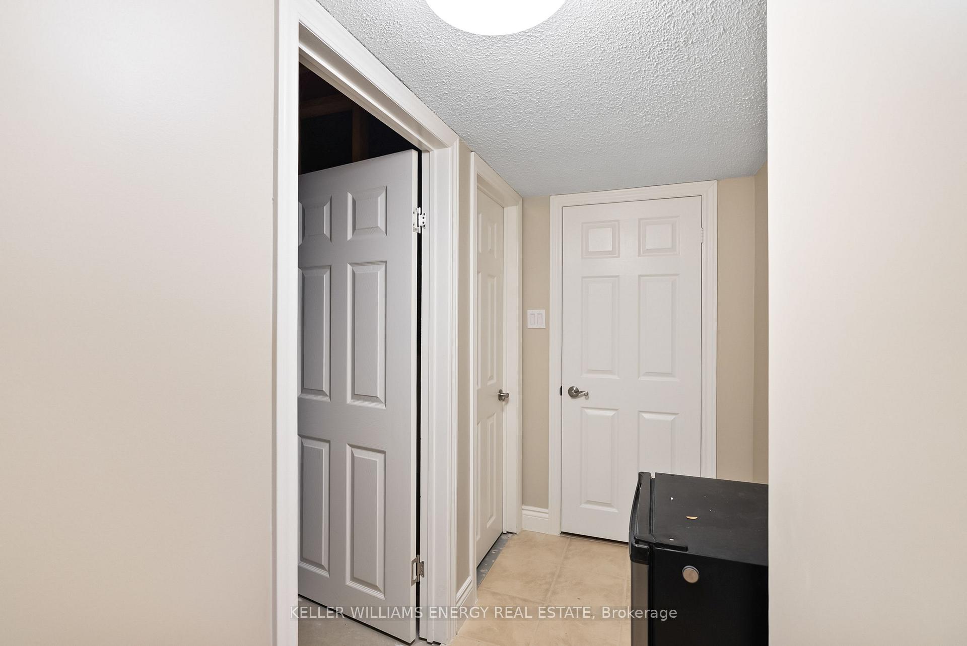 Photo 29 of 807 Regal Crescent, Pickering, Dunbarton — HOMEH