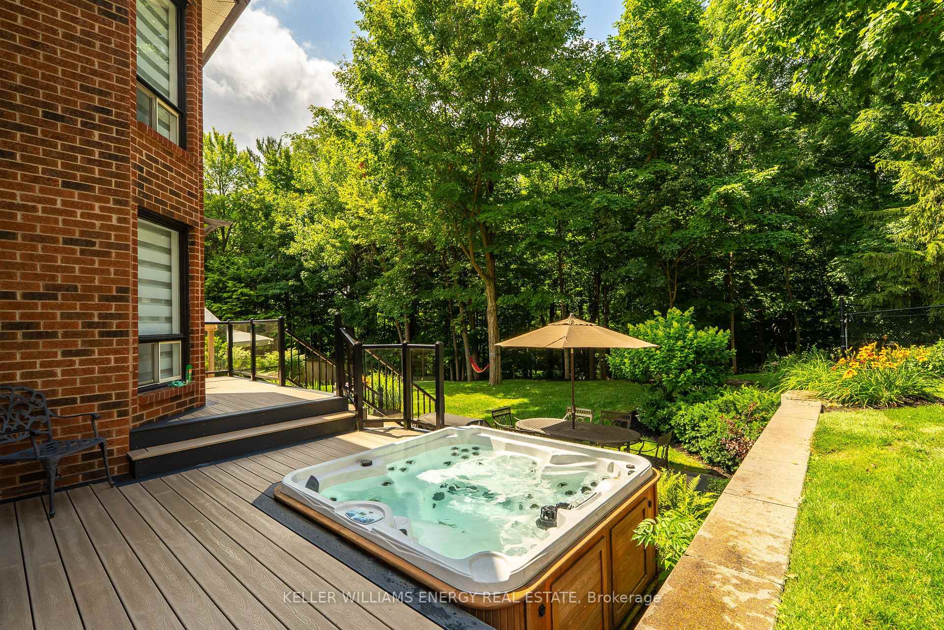 Photo 33 of 807 Regal Crescent, Pickering, Dunbarton — HOMEH