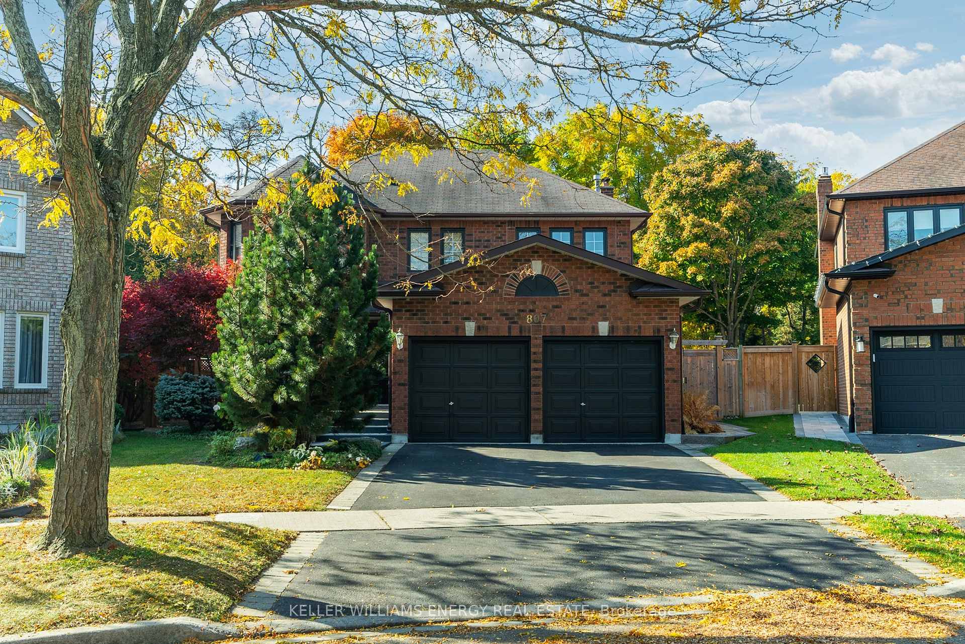 Photo 43 of 807 Regal Crescent, Pickering, Dunbarton — HOMEH
