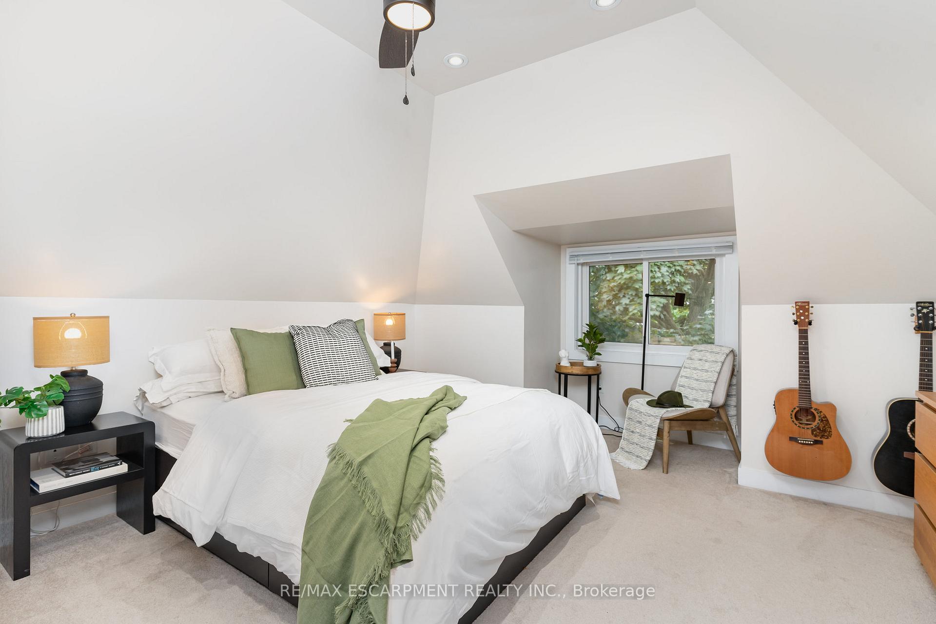 Photo 25 of 21 Prospect Street S, Hamilton, Stipley — HOMEH