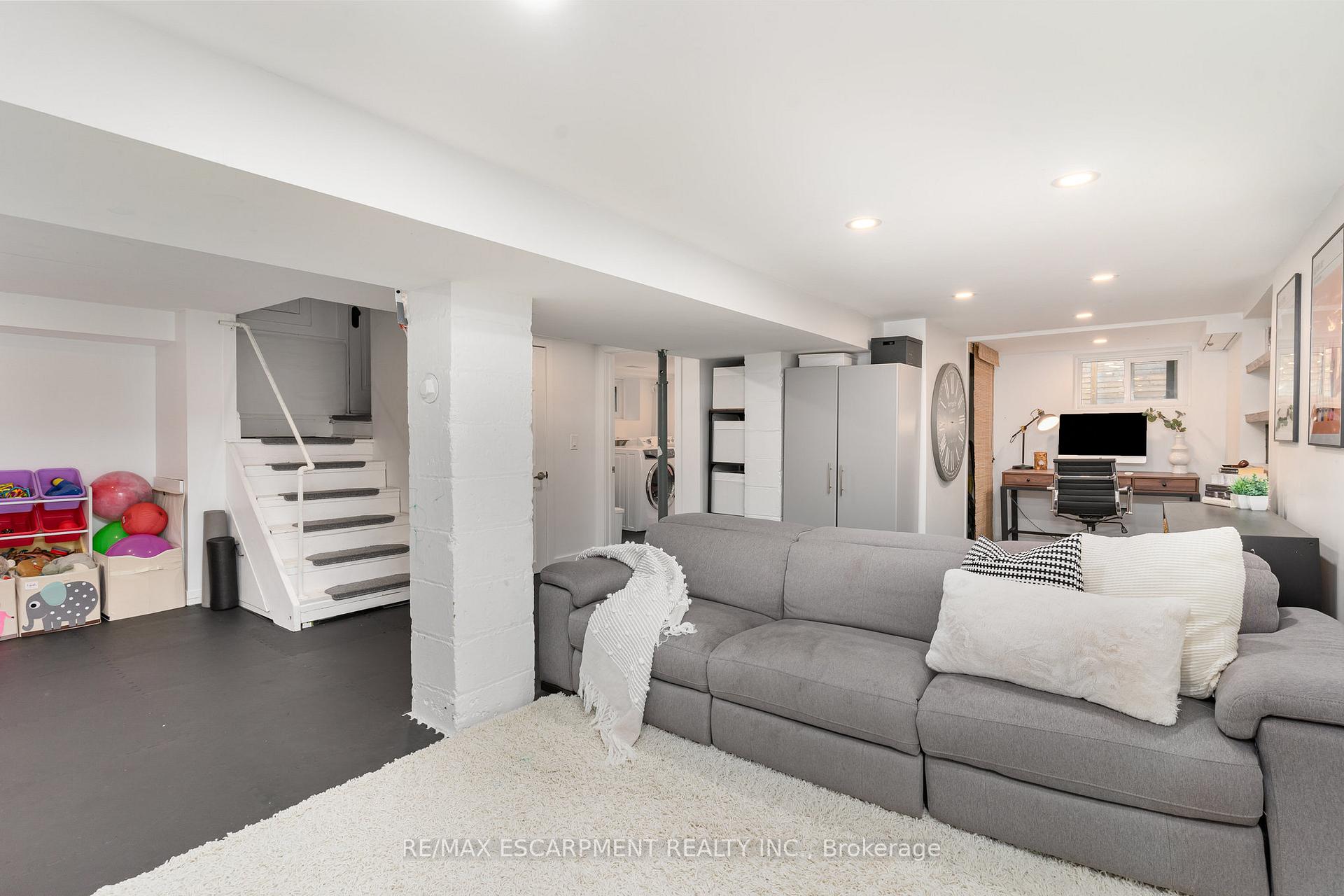 Photo 33 of 21 Prospect Street S, Hamilton, Stipley — HOMEH