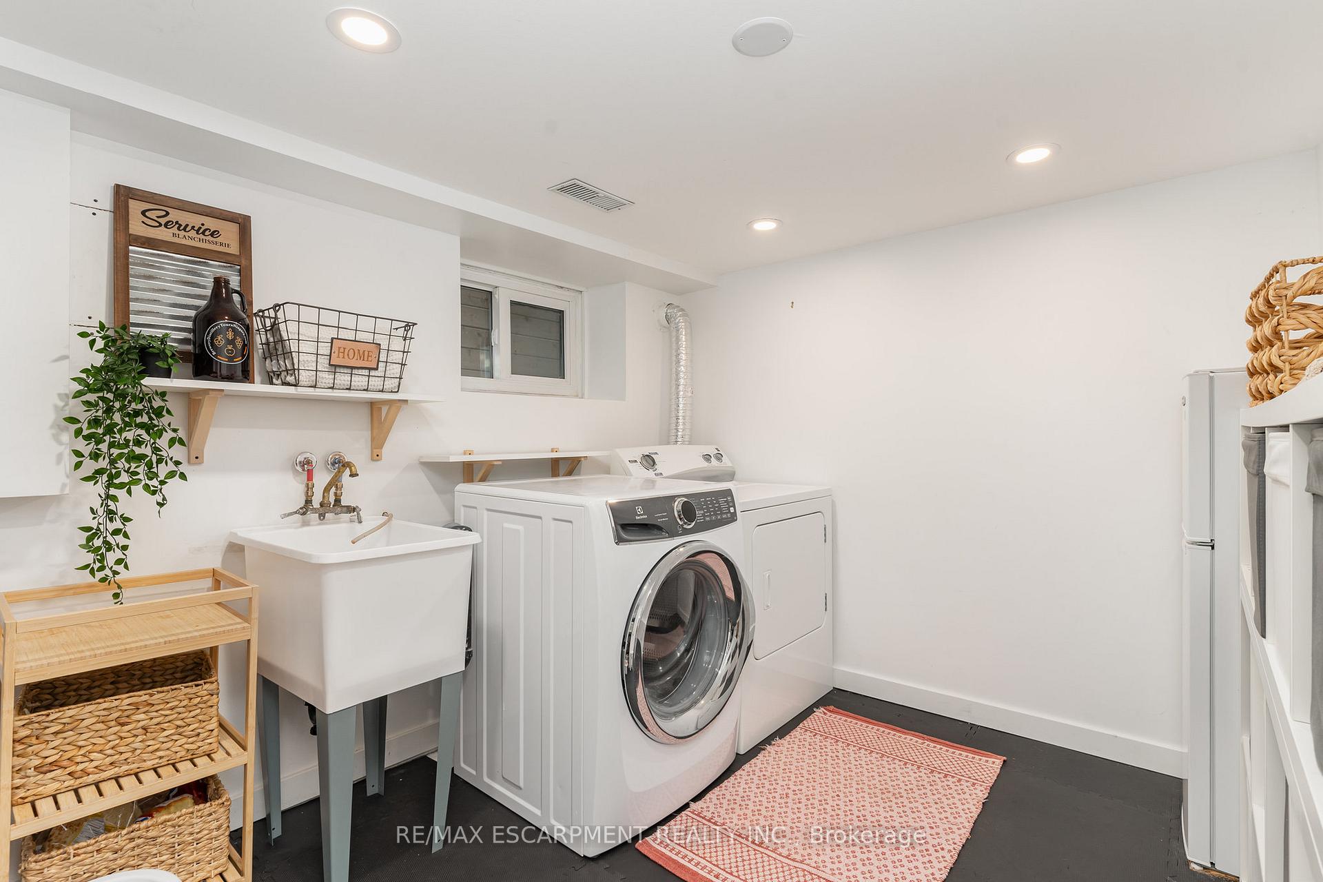 Photo 35 of 21 Prospect Street S, Hamilton, Stipley — HOMEH