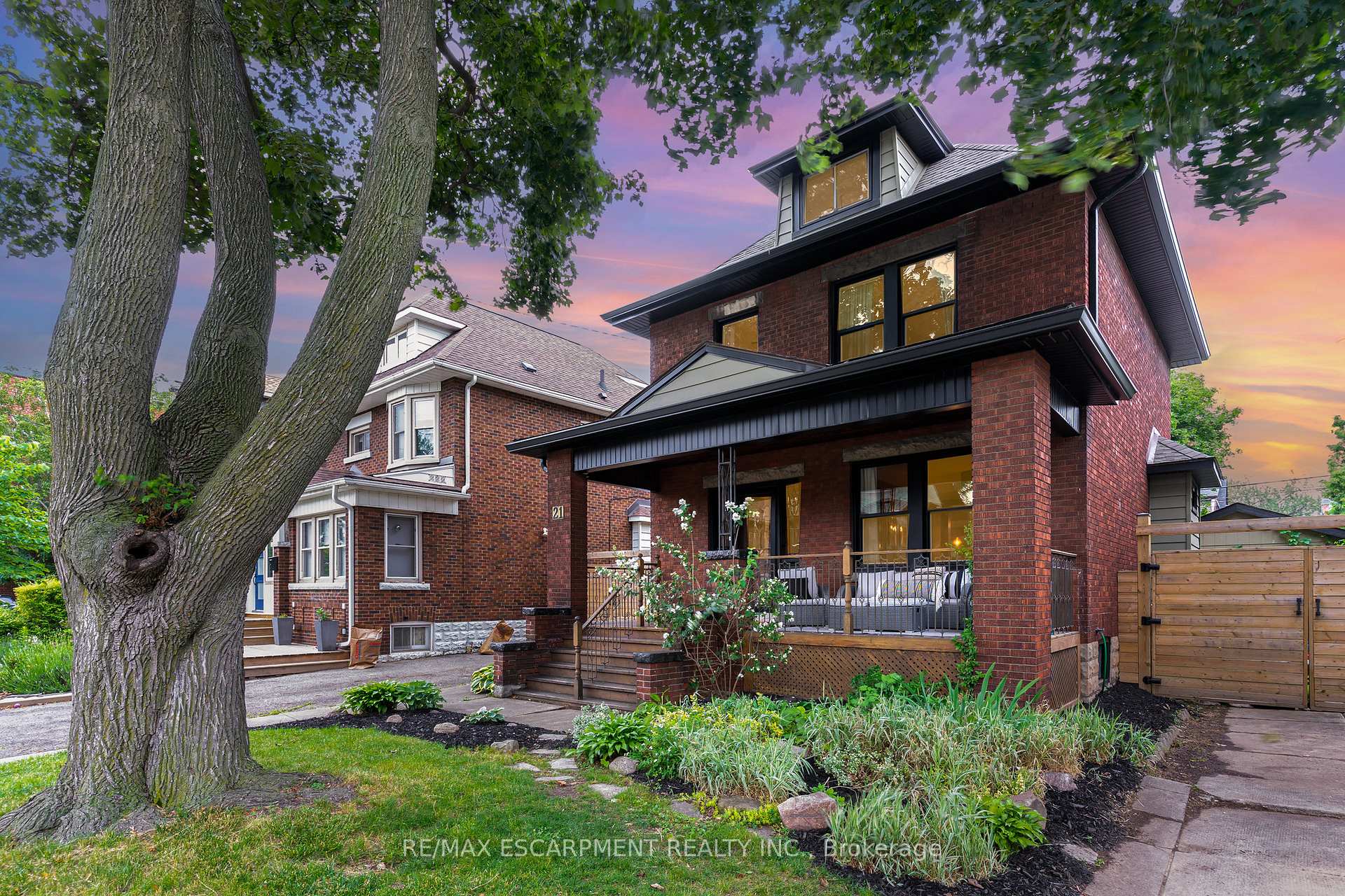 Photo 49 of 21 Prospect Street S, Hamilton, Stipley — HOMEH