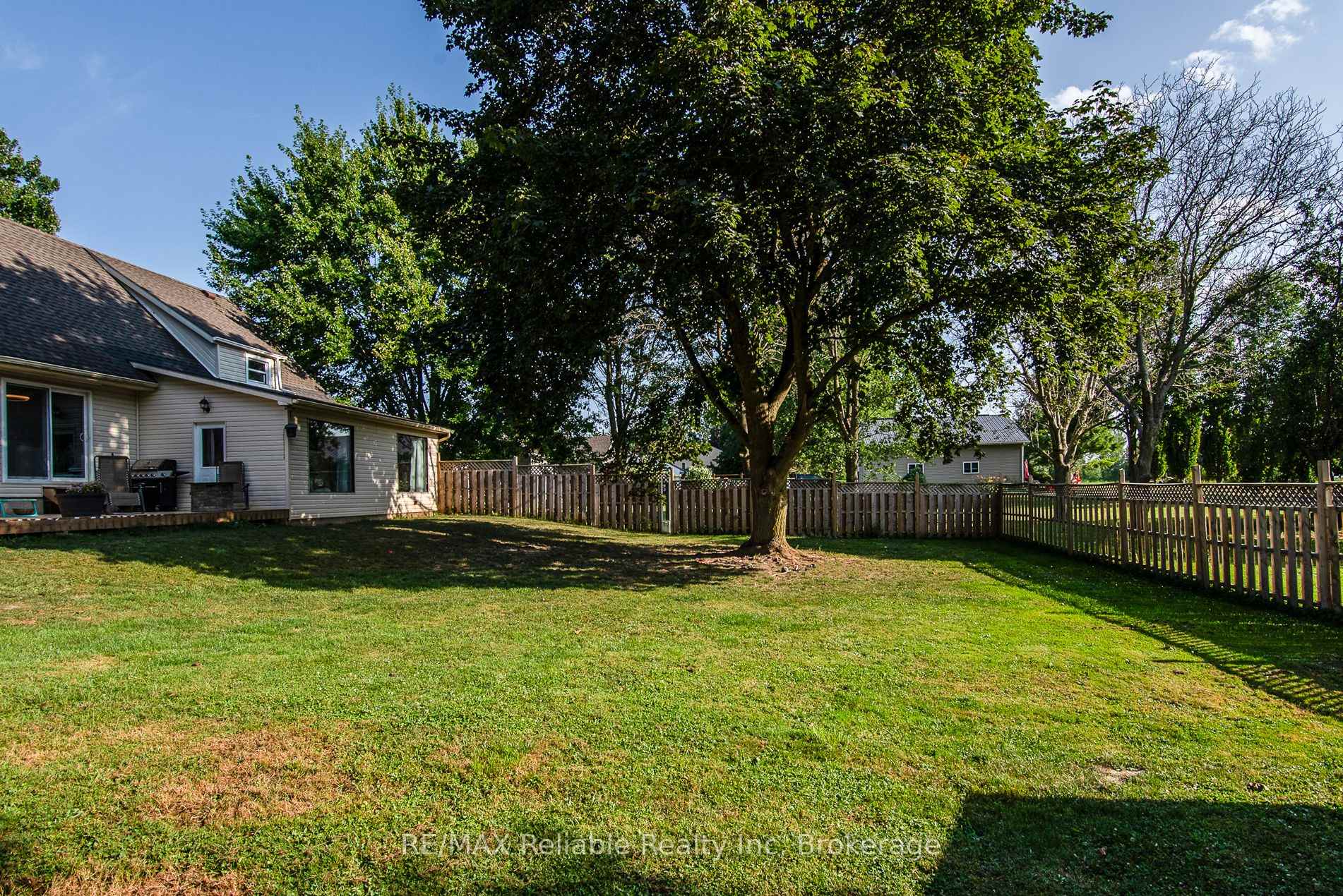Photo 17 of 77825 London Road, Central Huron, Clinton — HOMEH