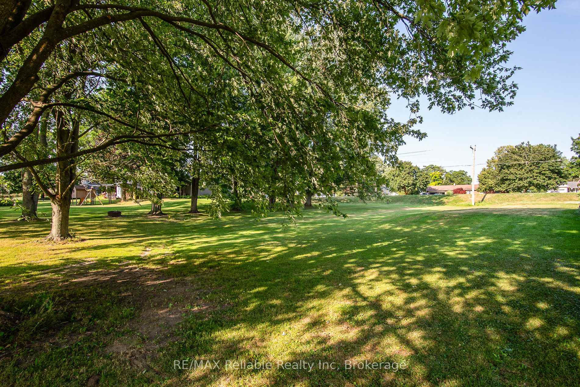 Photo 10 of 77825 London Road, Central Huron, Clinton — HOMEH
