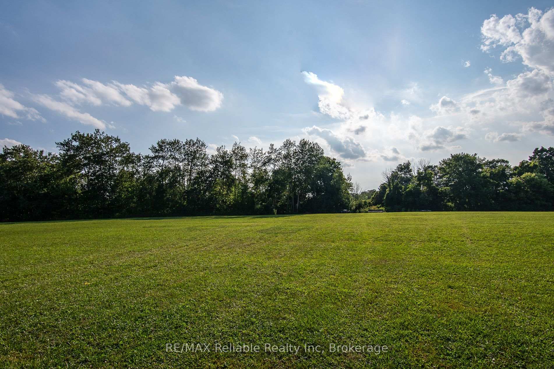 Photo 9 of 77825 London Road, Central Huron, Clinton — HOMEH