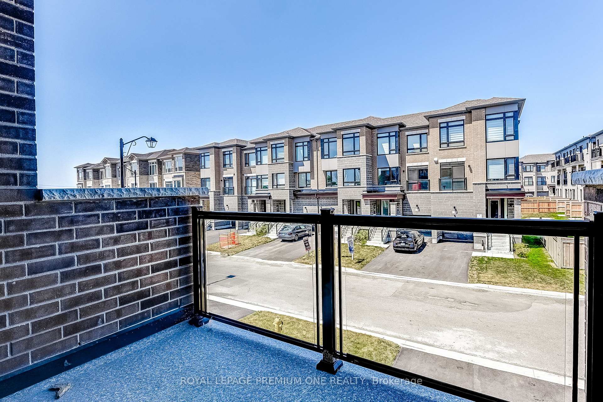 Photo 19 of 71 Tennant Circle N, Vaughan, Vellore Village — HOMEH