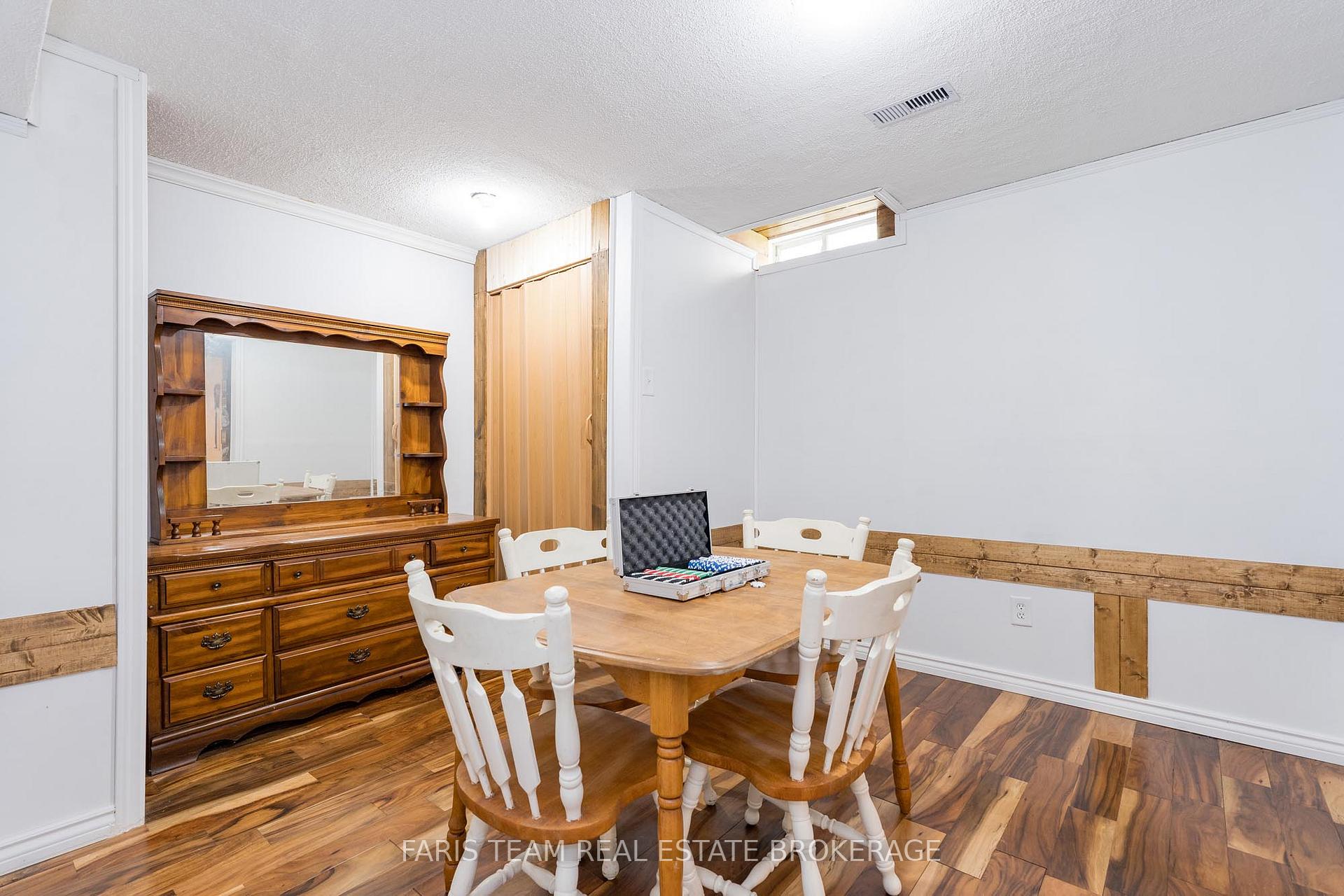 Photo 19 of 4 Callander Crescent, New Tecumseth, Alliston — HOMEH