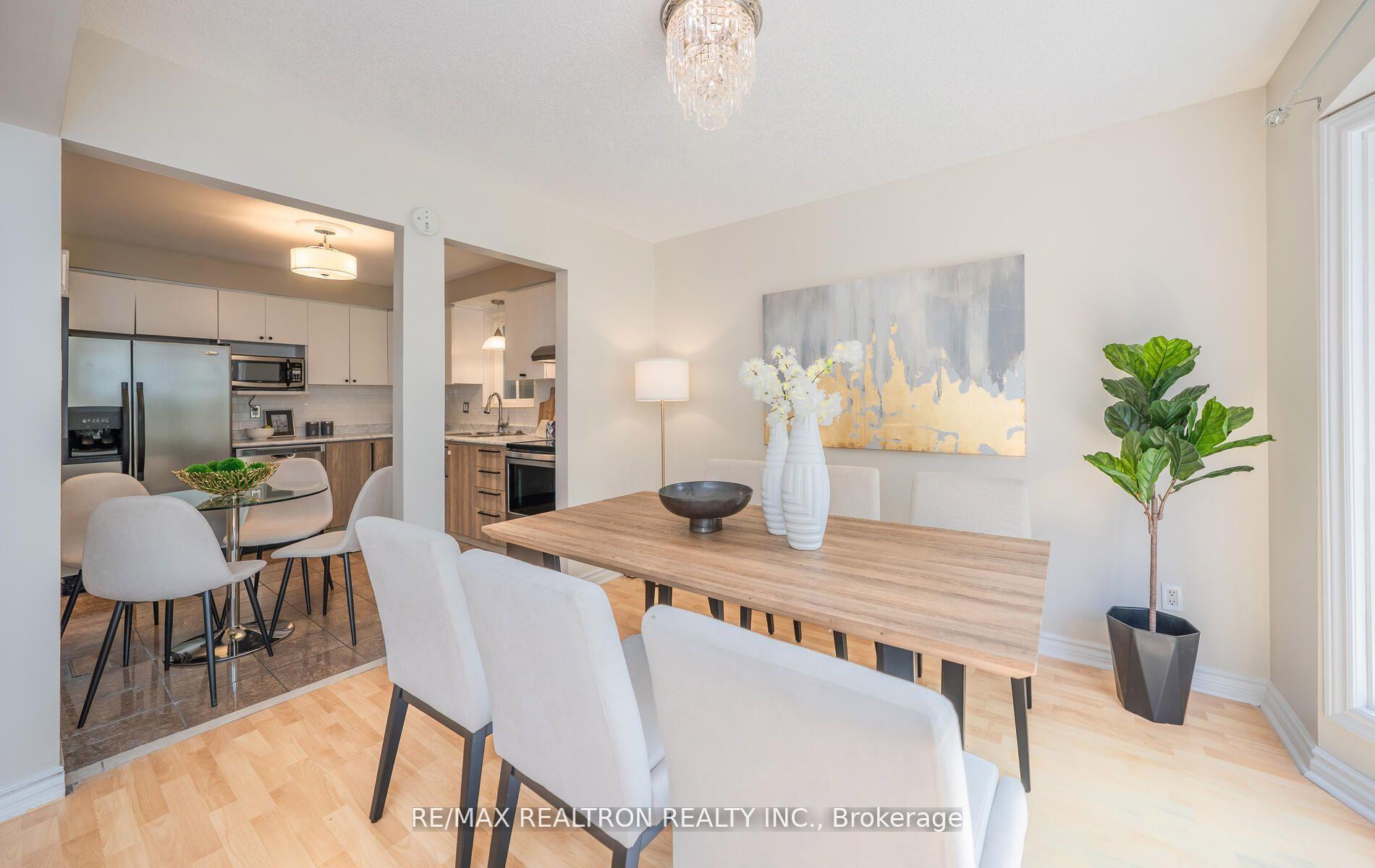 Photo 14 of 100 Gilmore Crescent, Vaughan, Brownridge — HOMEH