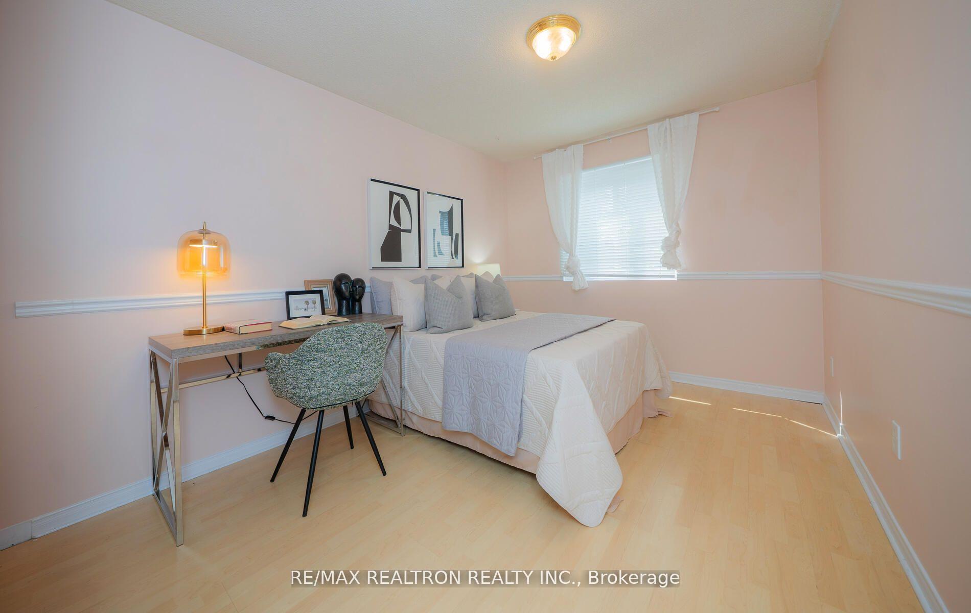 Photo 27 of 100 Gilmore Crescent, Vaughan, Brownridge — HOMEH