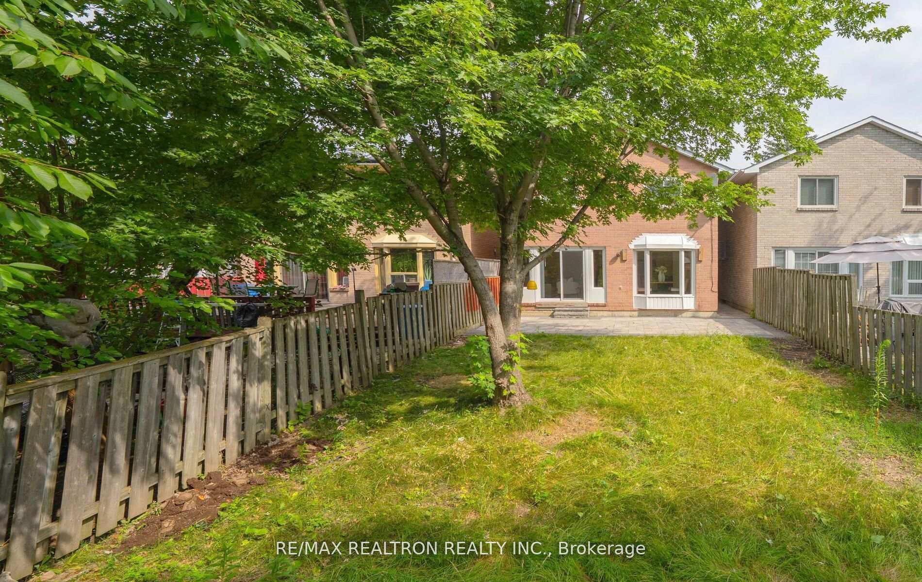 Photo 46 of 100 Gilmore Crescent, Vaughan, Brownridge — HOMEH