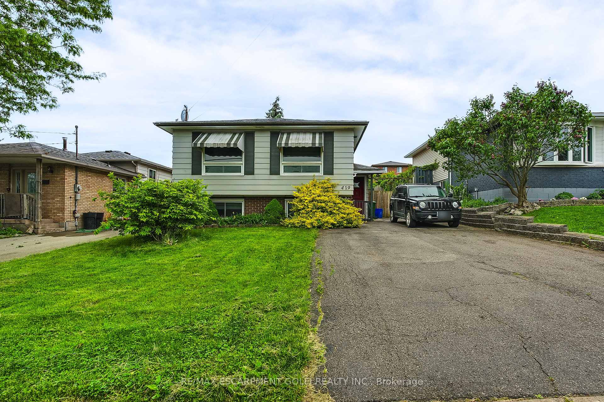 Photo 1 of 419 Queen Victoria Drive, Hamilton, Quinndale — HOMEH