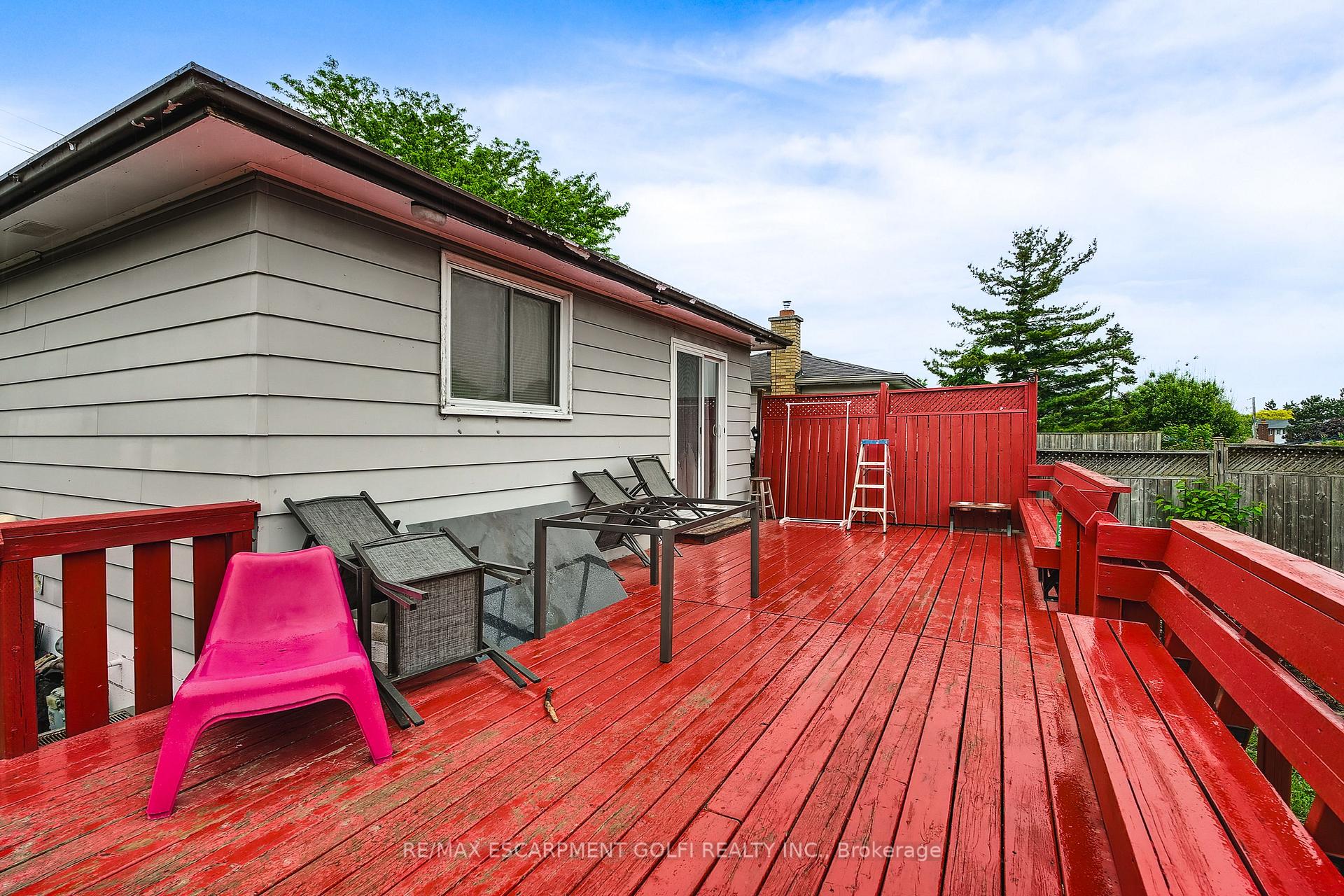Photo 37 of 419 Queen Victoria Drive, Hamilton, Quinndale — HOMEH