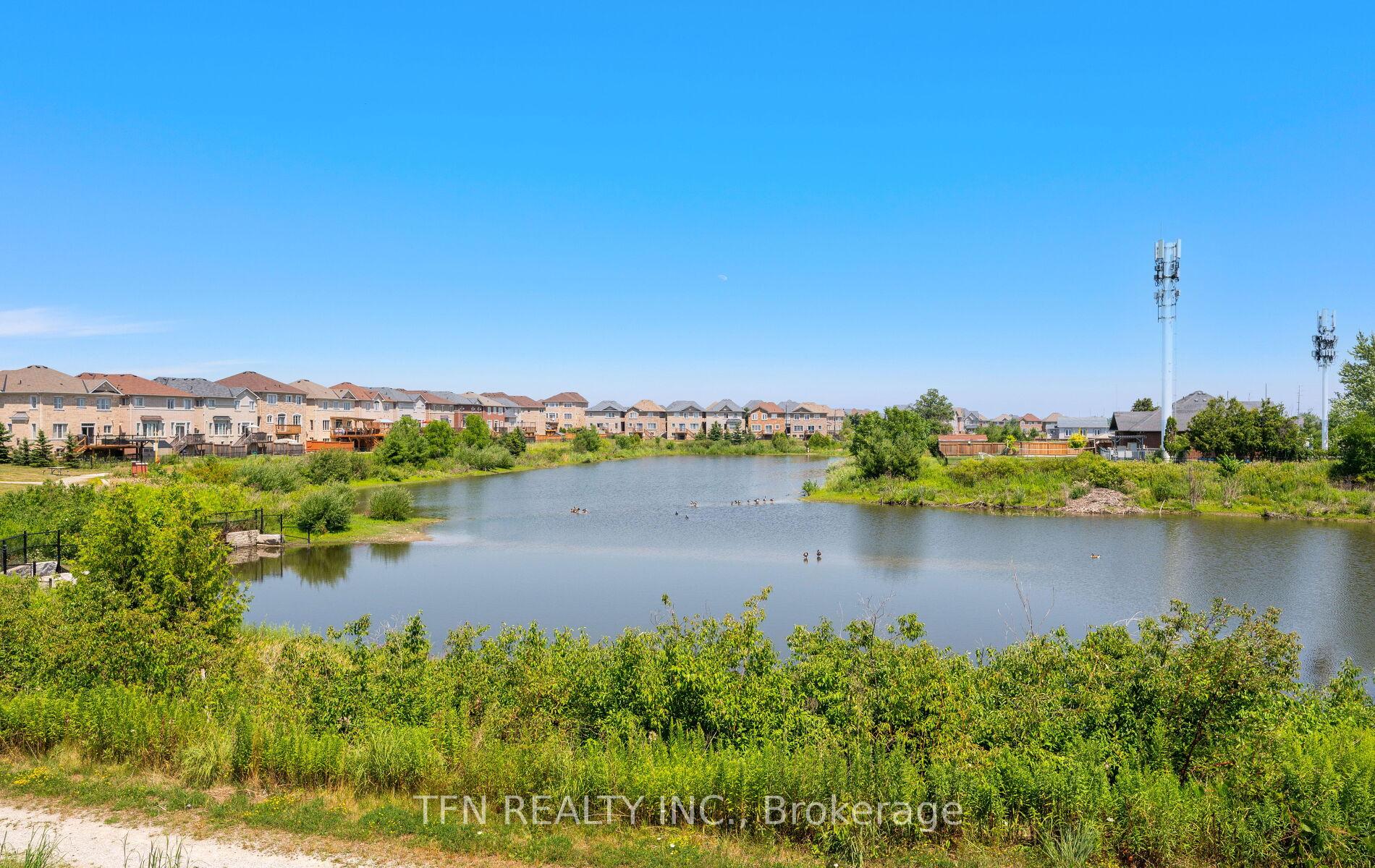 Photo 35 of 46 Lola Crescent, Brampton, Northwest Brampton — HOMEH
