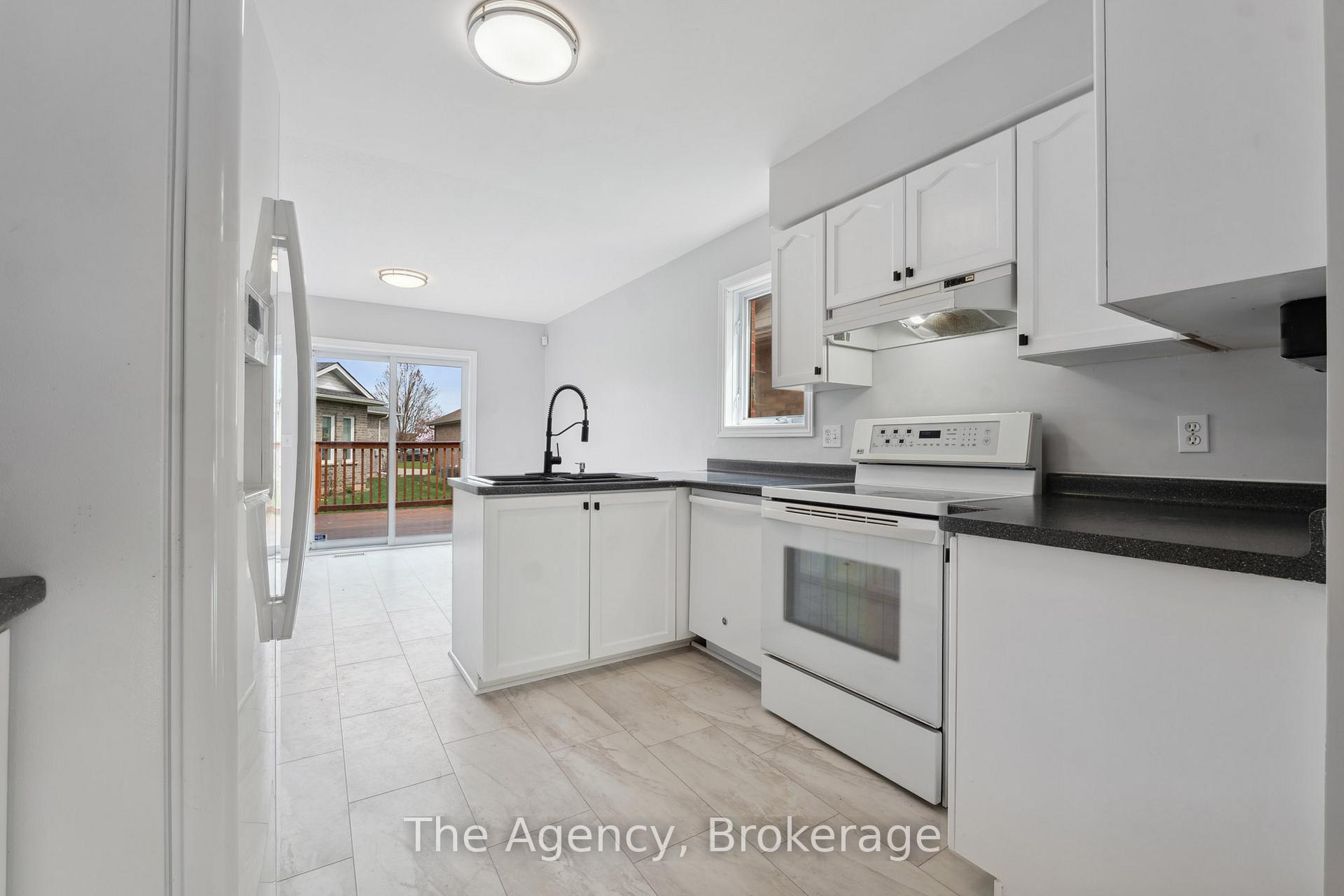 Photo 9 of 3919 Durban Lane, Lincoln, Lincoln-Jordan/Vineland — HOMEH