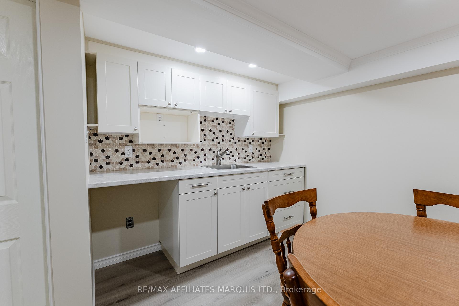 Photo 40 of 514 Fourth E Street, Cornwall — HOMEH