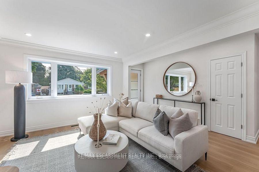 Photo 6 of 48 Ferrara Street, Hamilton, Huntington — HOMEH