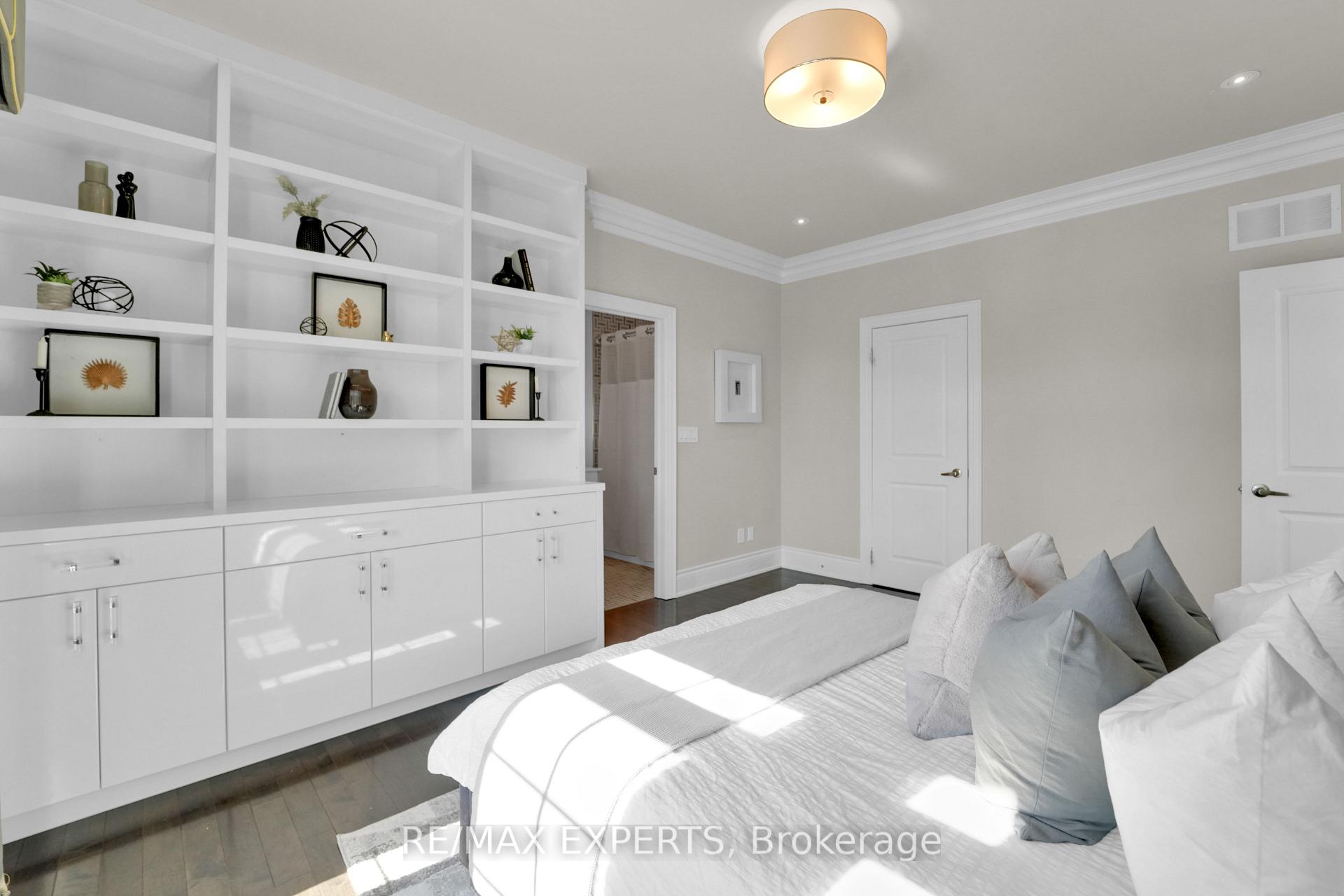 Photo 35 of 180 Orleans Circle, Vaughan, Vellore Village — HOMEH