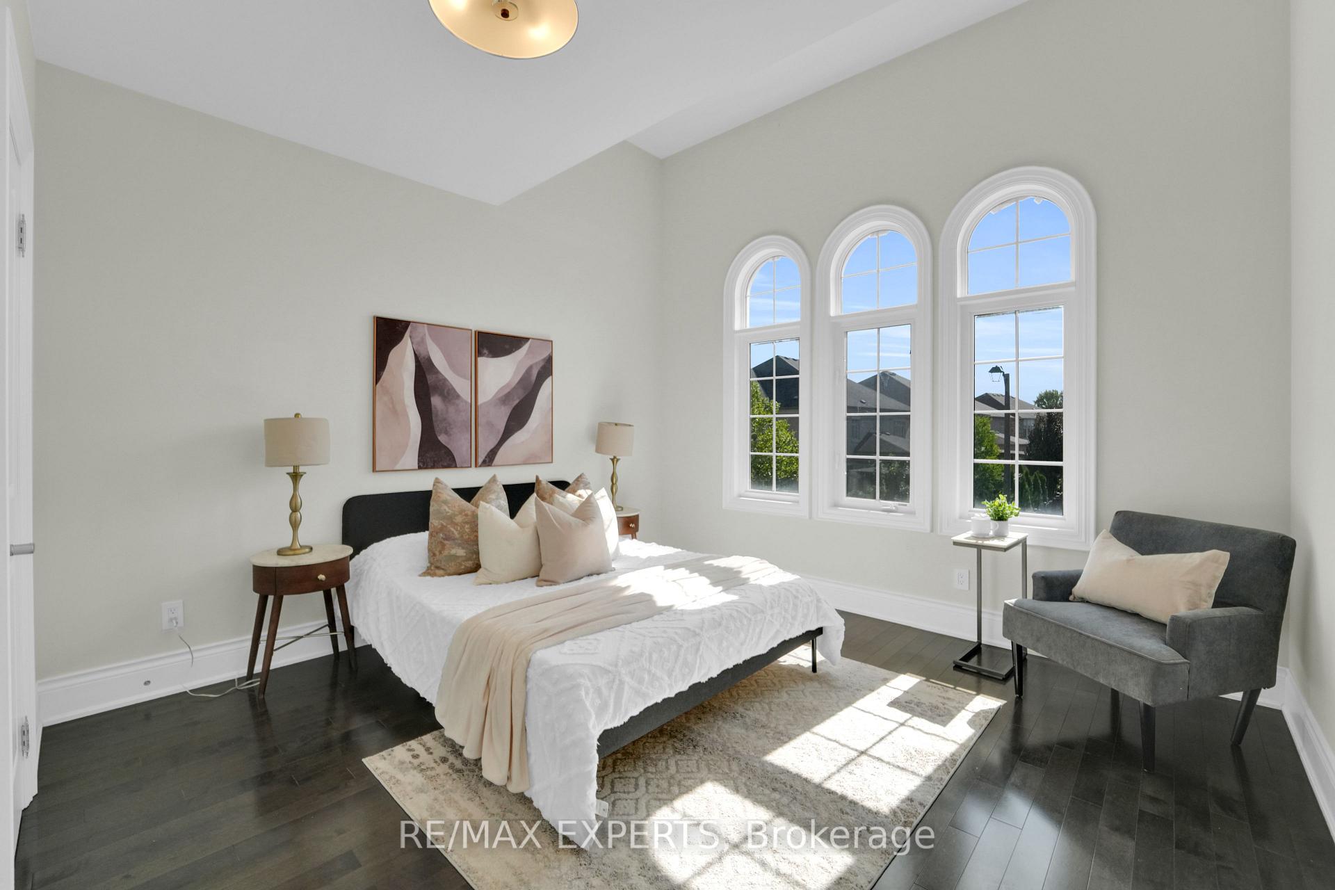 Photo 38 of 180 Orleans Circle, Vaughan, Vellore Village — HOMEH