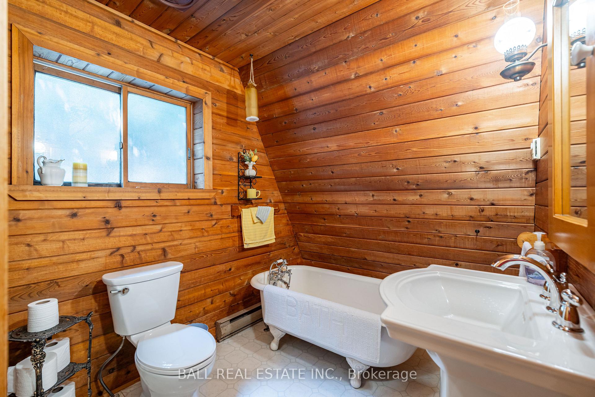 Photo 32 of Unit 240, 8018 Taits Beach Road, Hamilton Township, Rural Hamilton — HOMEH