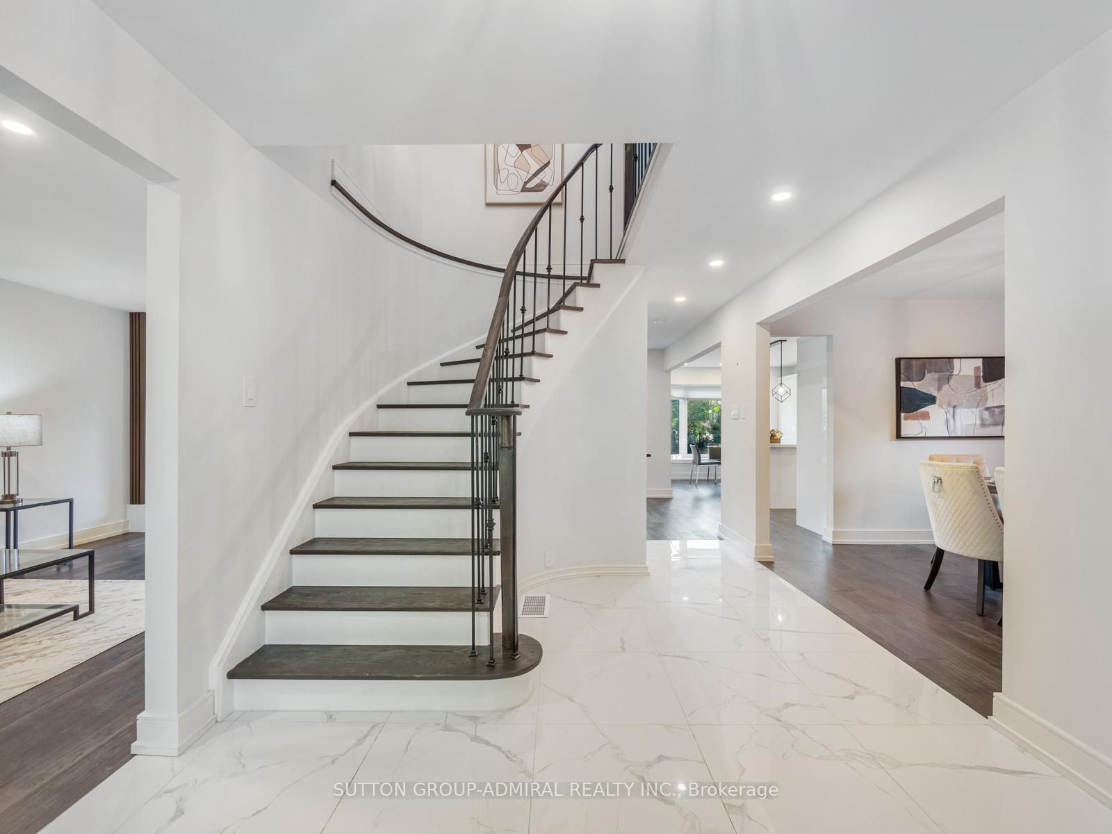 Photo 24 of 97 Golf Links Drive, Aurora, Aurora Highlands — HOMEH