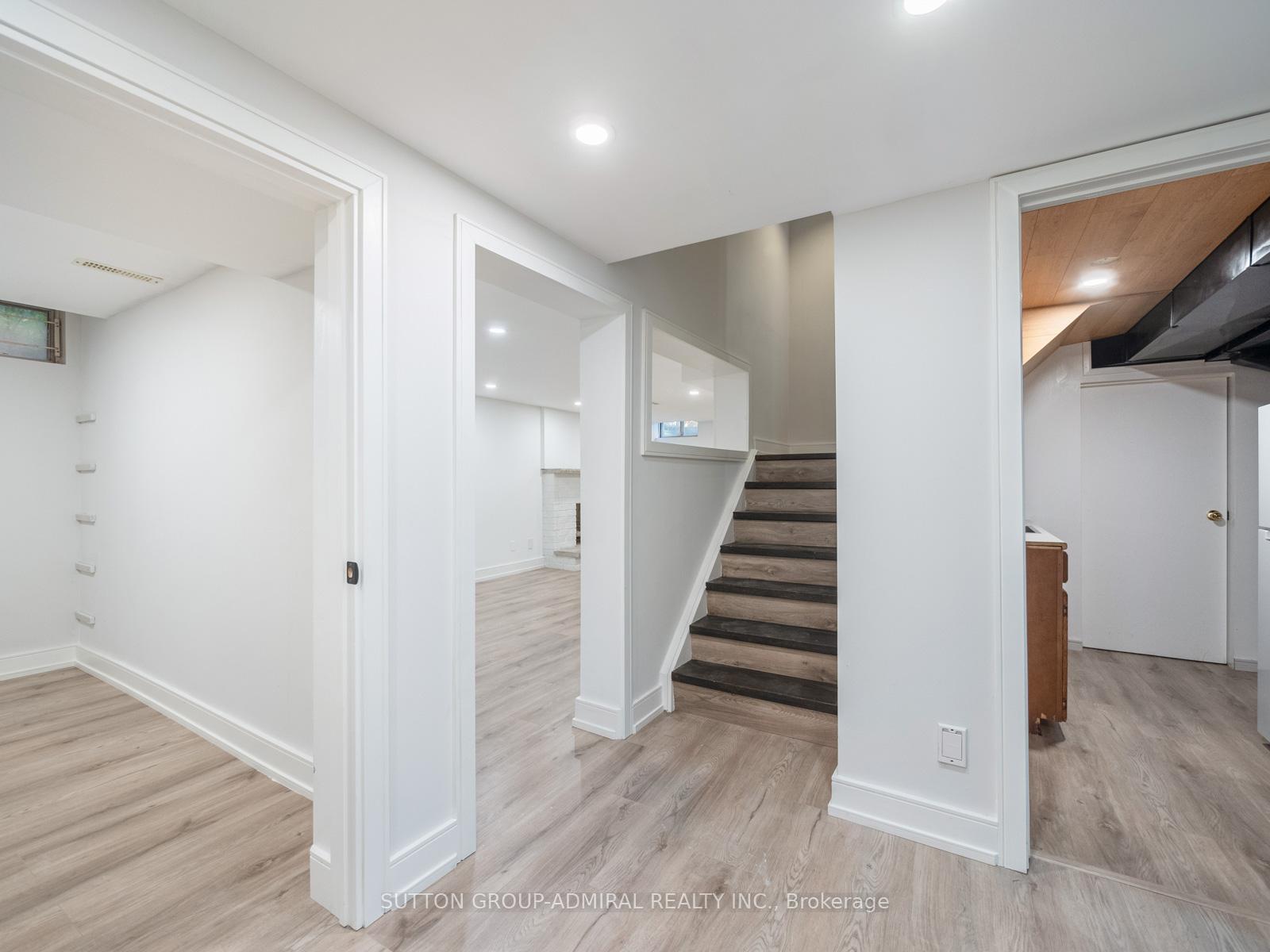 Photo 22 of 97 Golf Links Drive, Aurora, Aurora Highlands — HOMEH