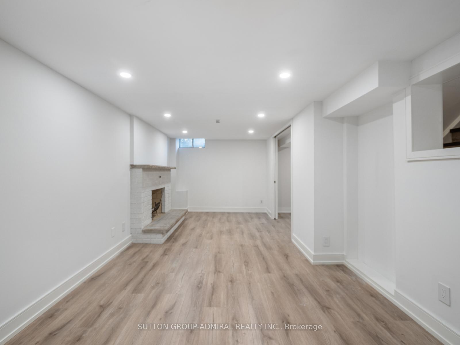Photo 26 of 97 Golf Links Drive, Aurora, Aurora Highlands — HOMEH