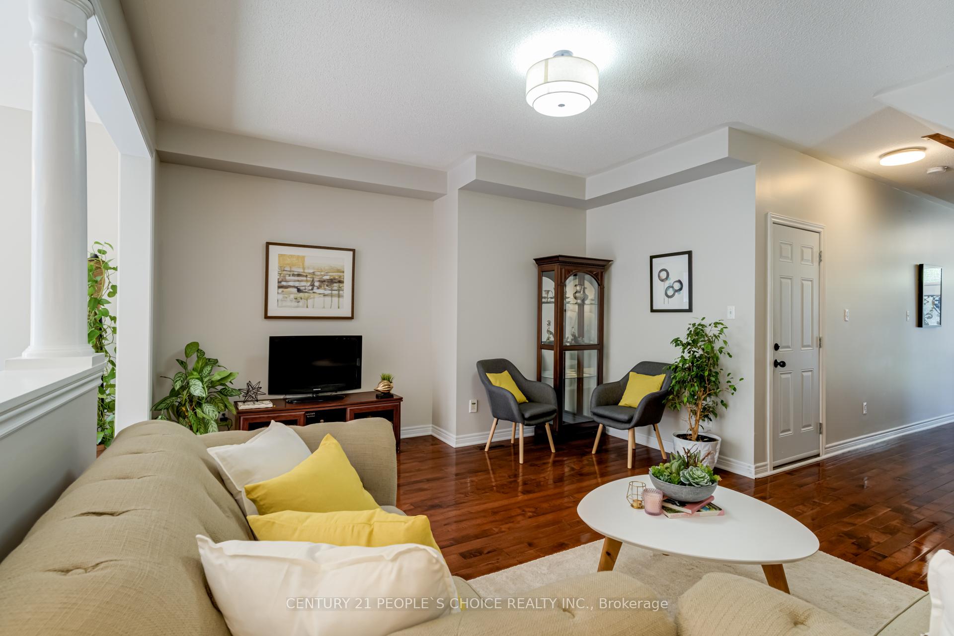 Photo 3 of 9 Saint Eugene Street, Brampton, Bram West — HOMEH
