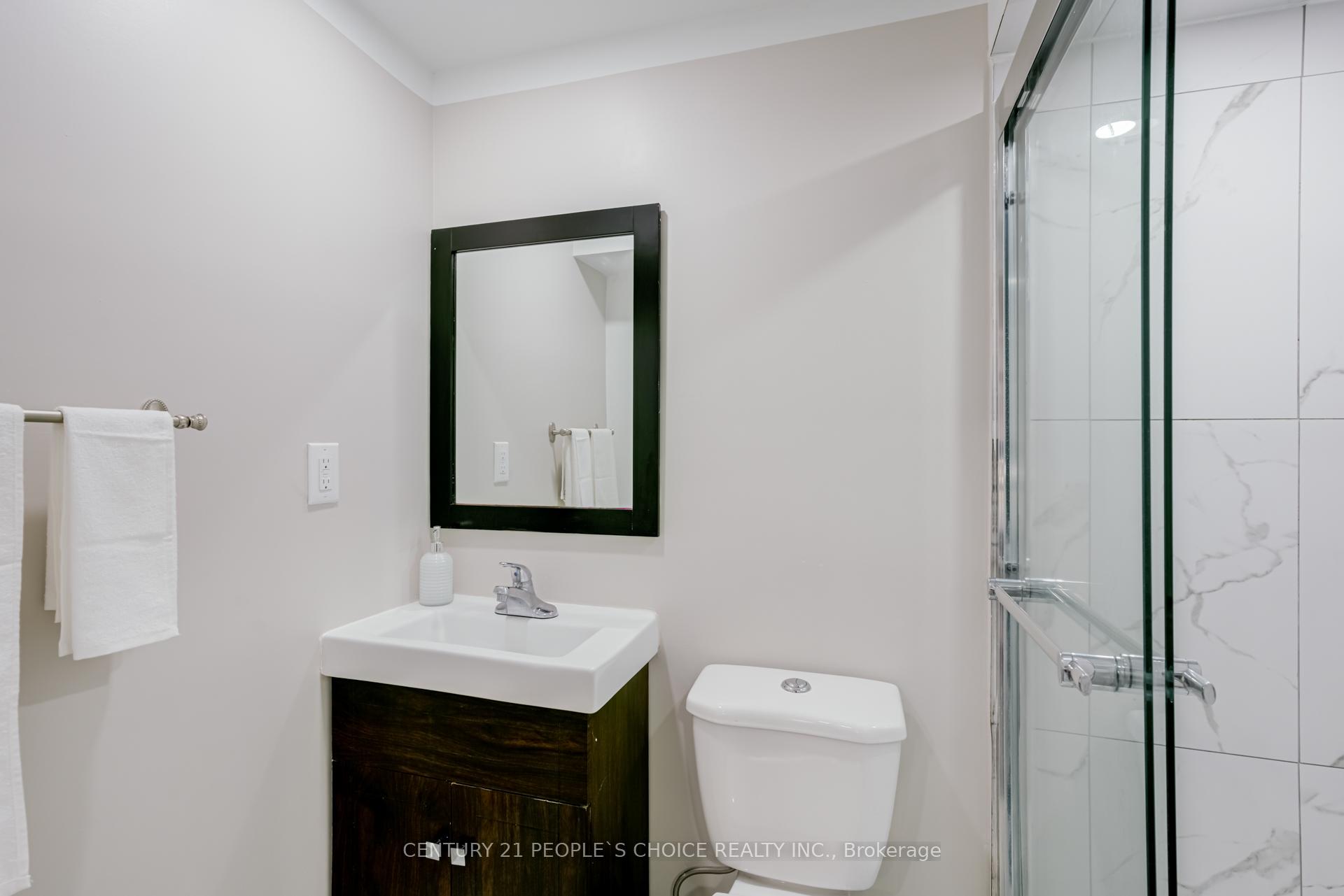 Photo 19 of 9 Saint Eugene Street, Brampton, Bram West — HOMEH