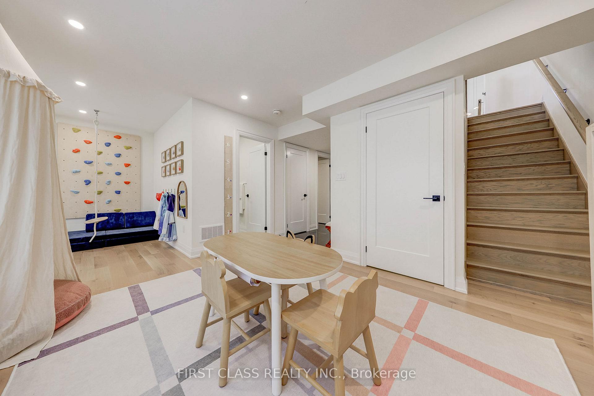 Photo 40 of 5 Gardeners Lane, Markham, Angus Glen — HOMEH