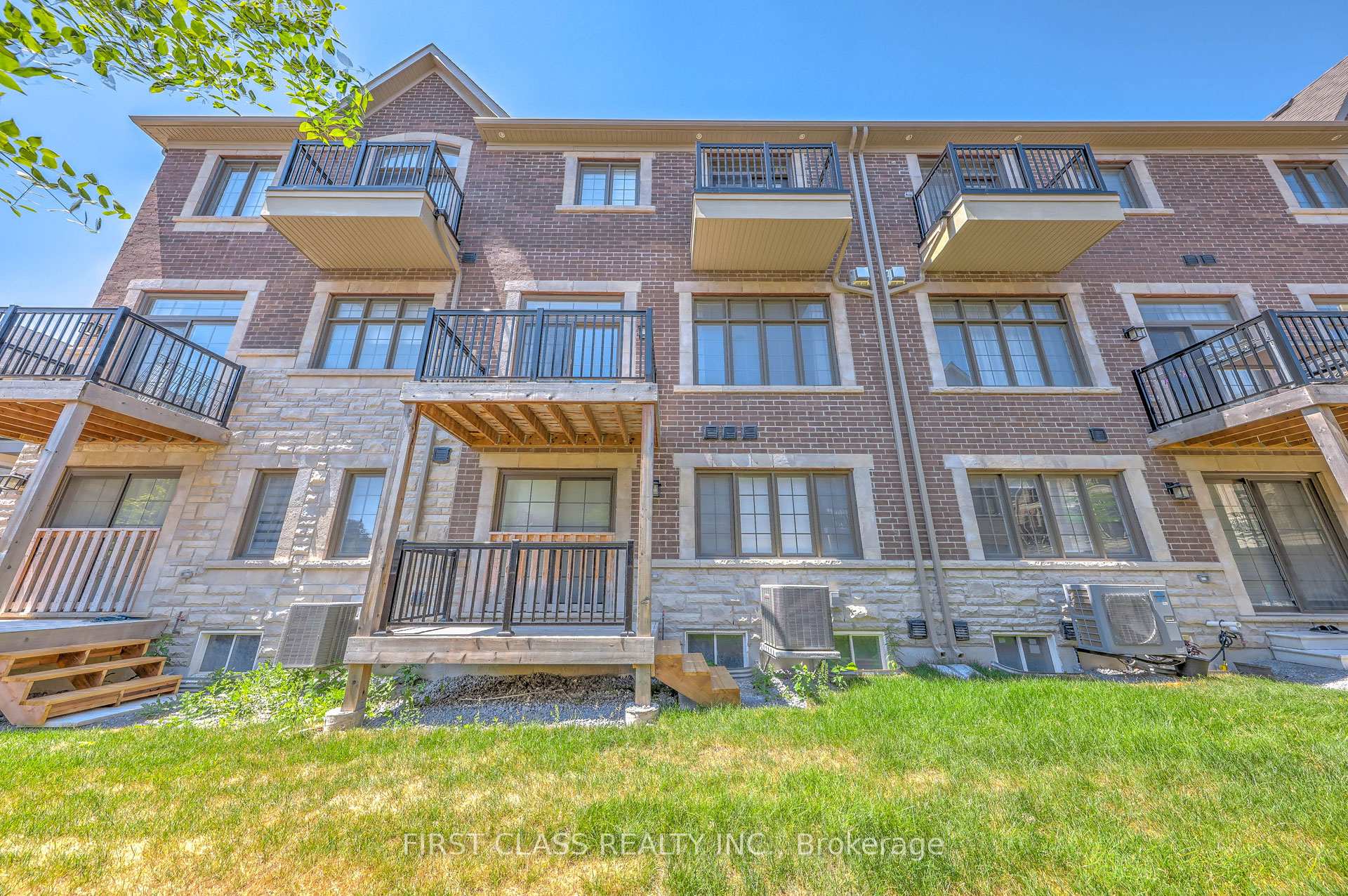 Photo 46 of 5 Gardeners Lane, Markham, Angus Glen — HOMEH
