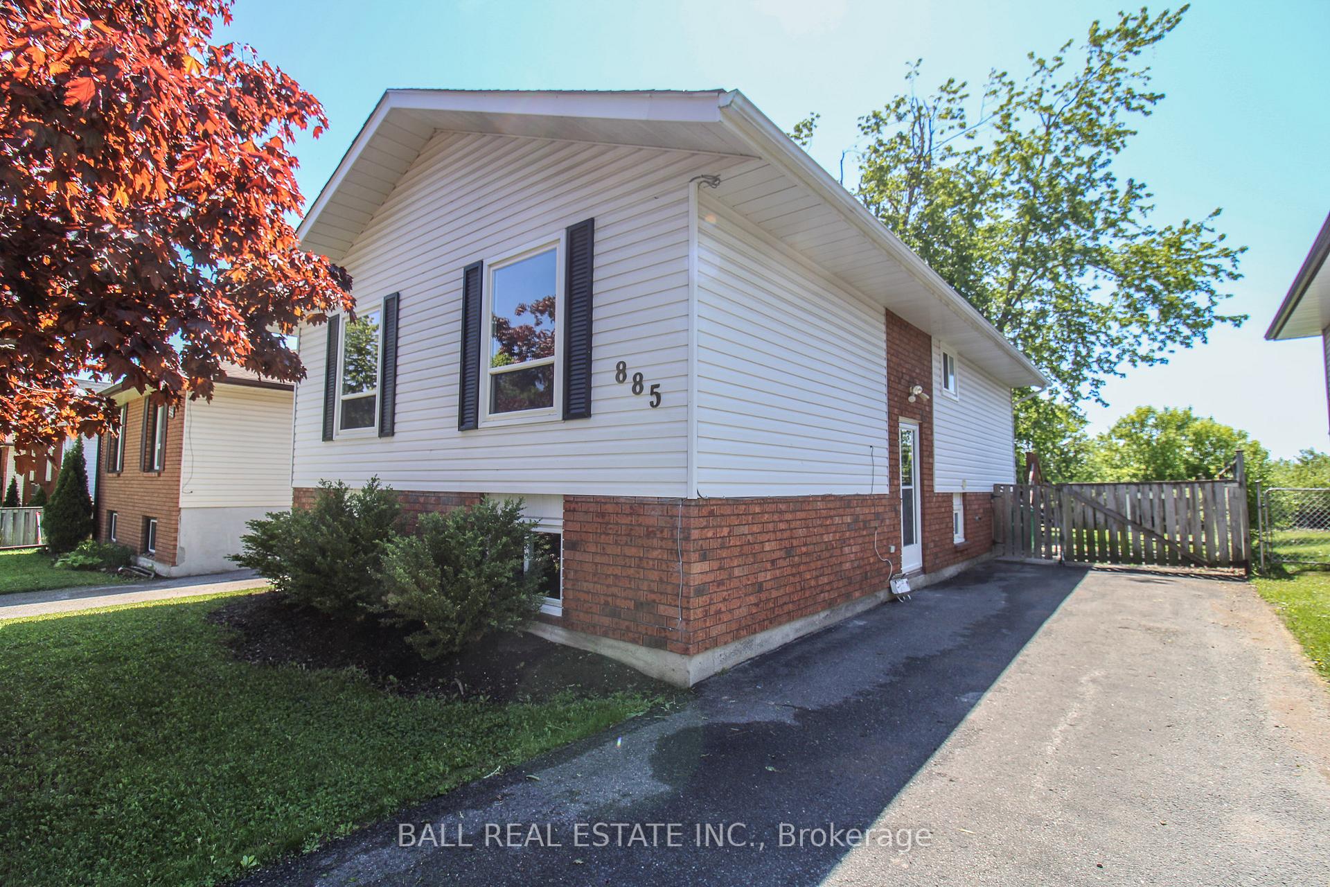 Photo 1 of 885 Stewart Drive, Peterborough, Ashburnham Ward 4 — HOMEH