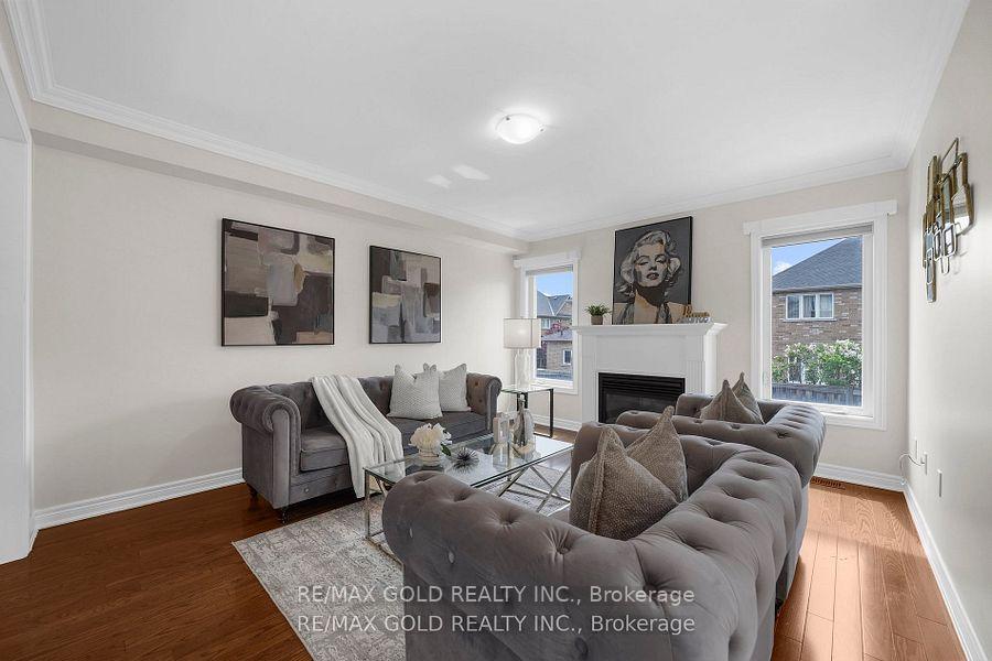 Photo 45 of 157 Black Maple Crescent, Vaughan, Patterson — HOMEH