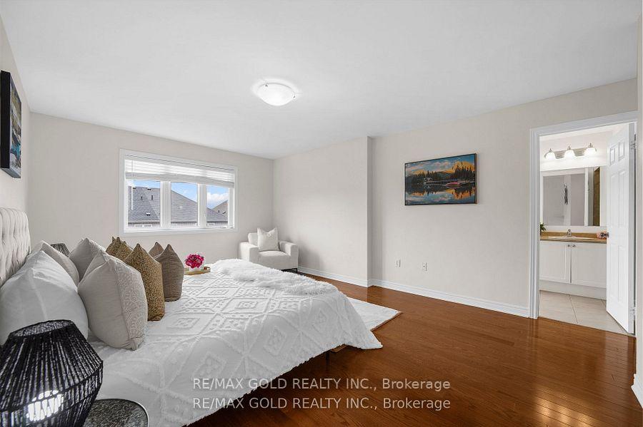 Photo 27 of 157 Black Maple Crescent, Vaughan, Patterson — HOMEH
