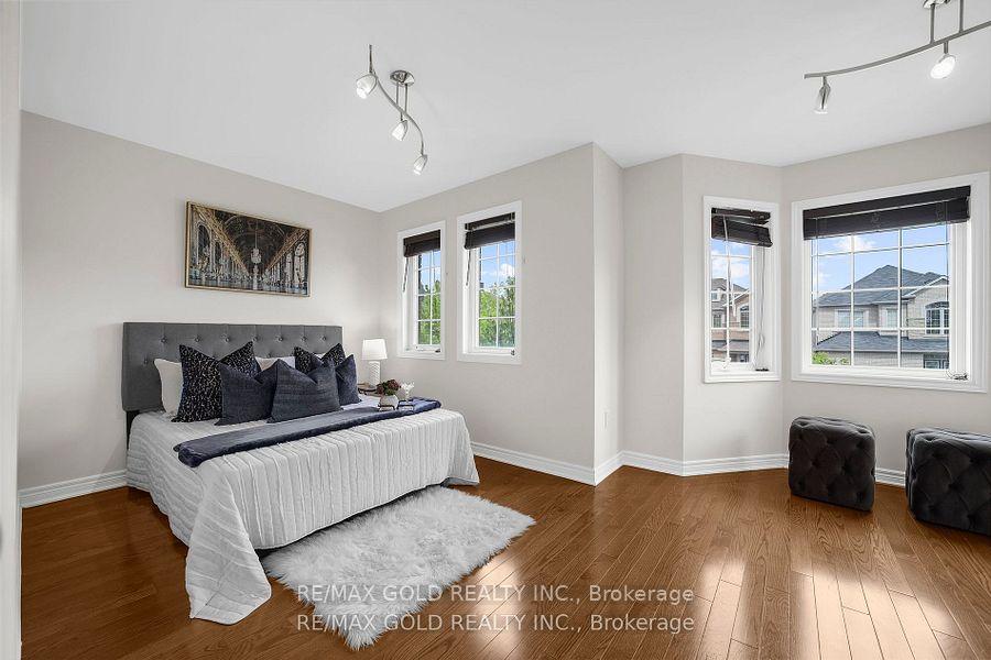 Photo 44 of 157 Black Maple Crescent, Vaughan, Patterson — HOMEH