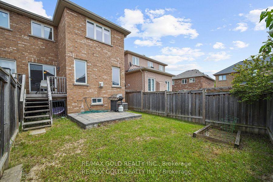 Photo 37 of 157 Black Maple Crescent, Vaughan, Patterson — HOMEH