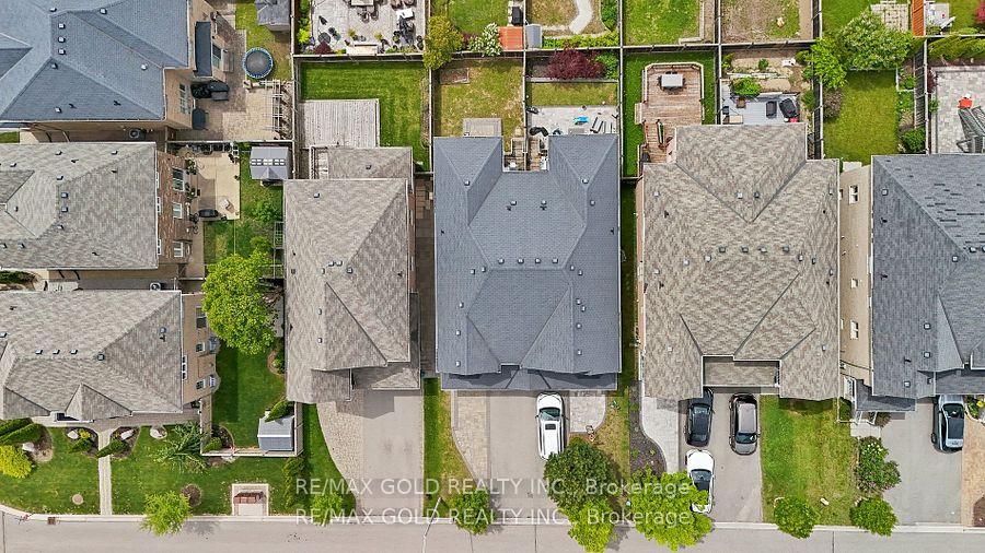 Photo 23 of 157 Black Maple Crescent, Vaughan, Patterson — HOMEH