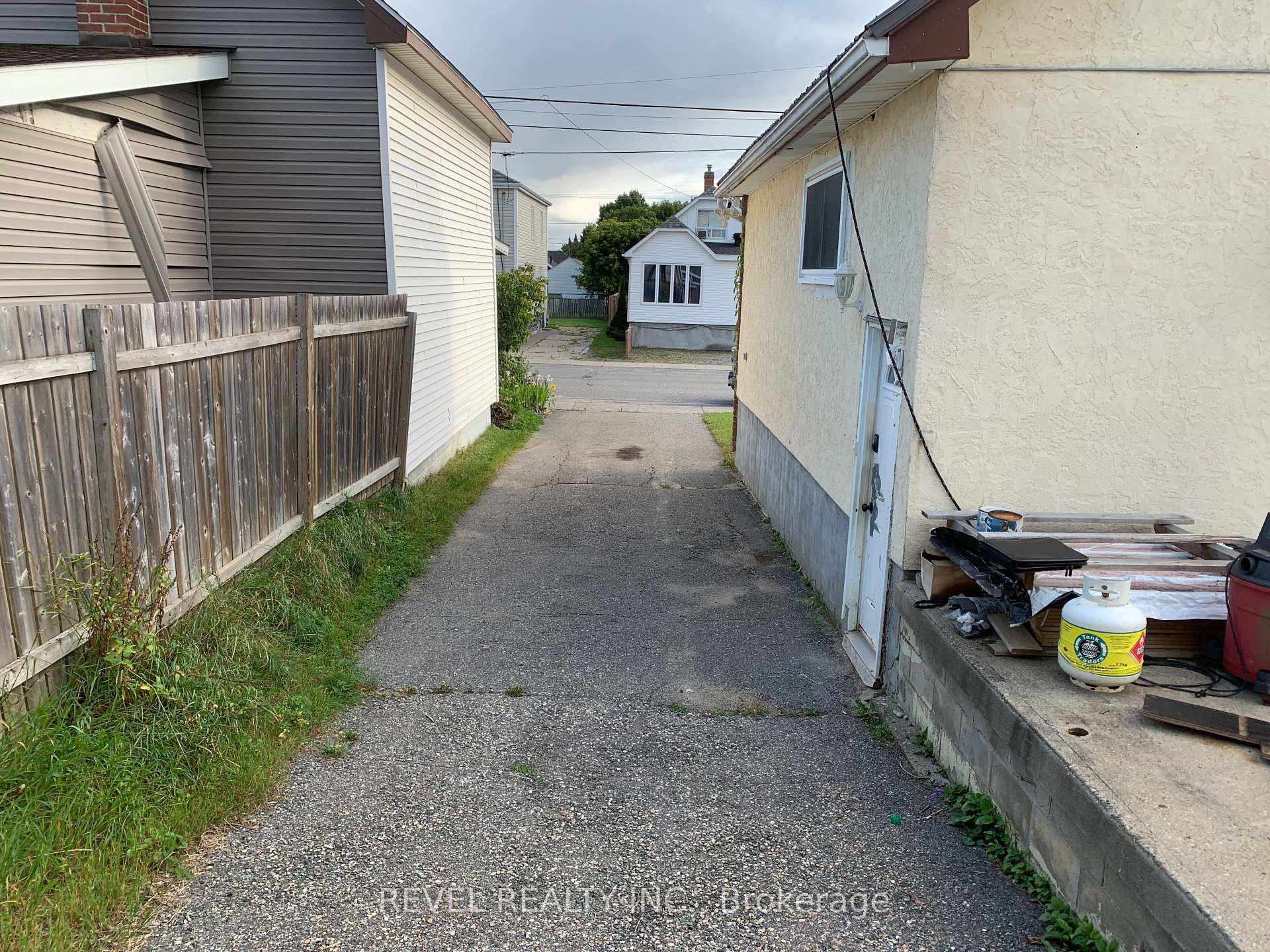 Photo 12 of 50 Columbus Avenue, Timmins, TS - SW — HOMEH