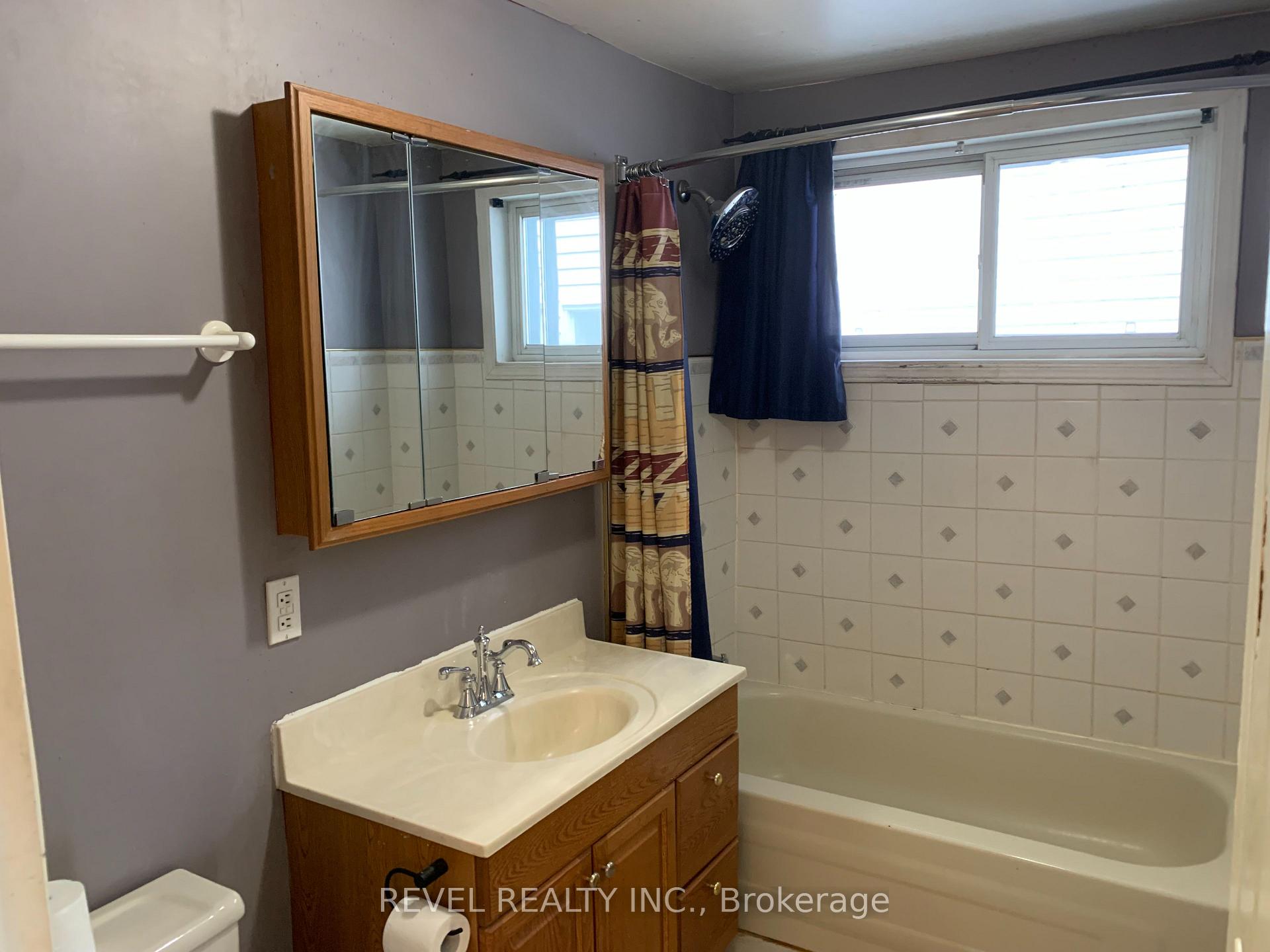 Photo 3 of 50 Columbus Avenue, Timmins, TS - SW — HOMEH