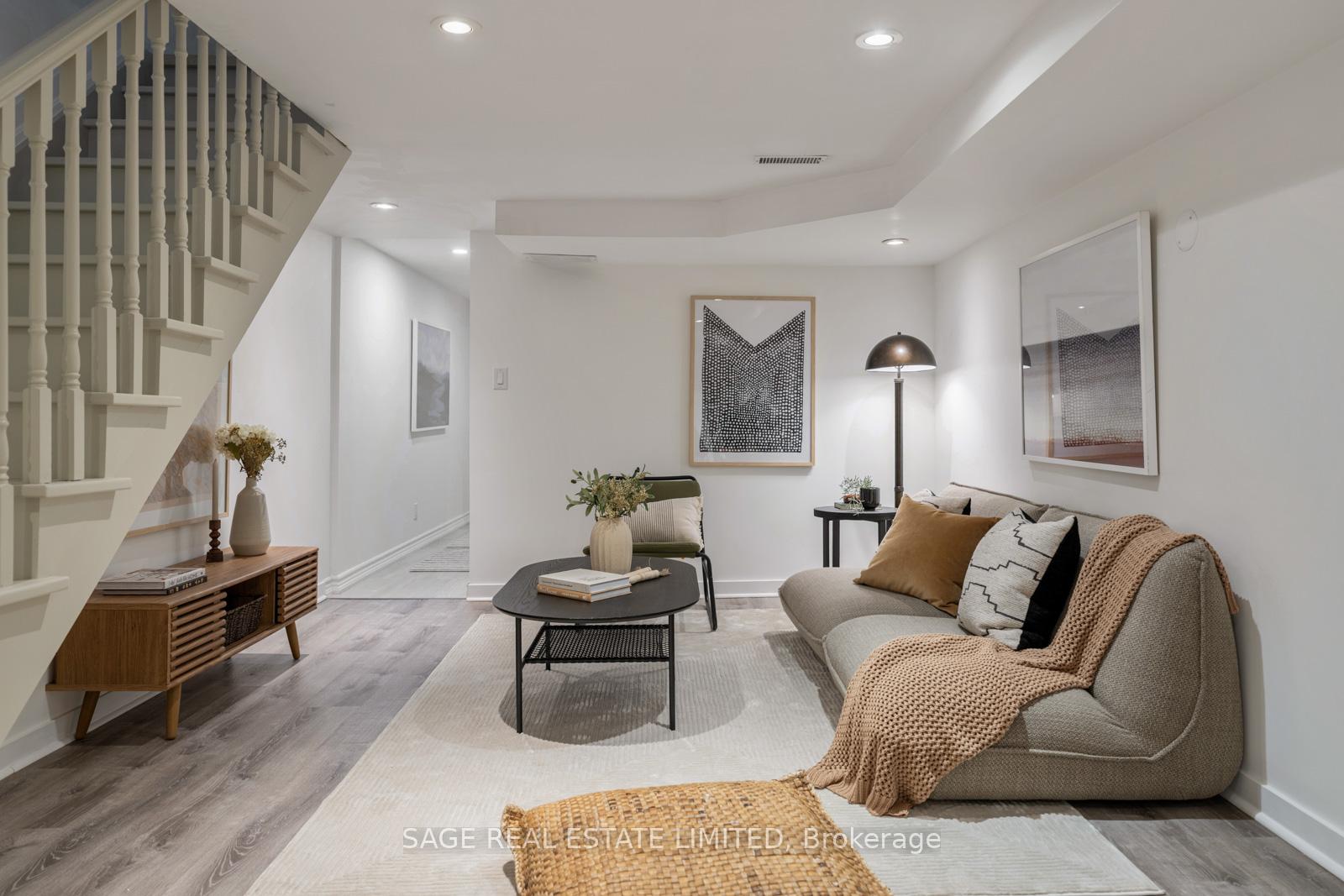 Photo 12 of 34 Muir Avenue, Toronto, Dufferin Grove — HOMEH