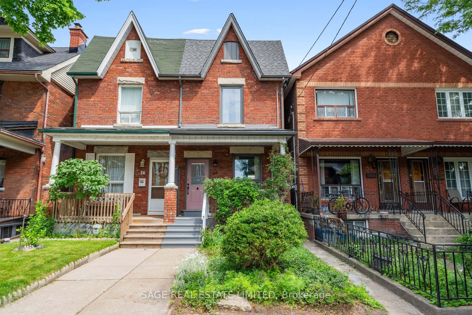 Photo 10 of 34 Muir Avenue, Toronto, Dufferin Grove — HOMEH