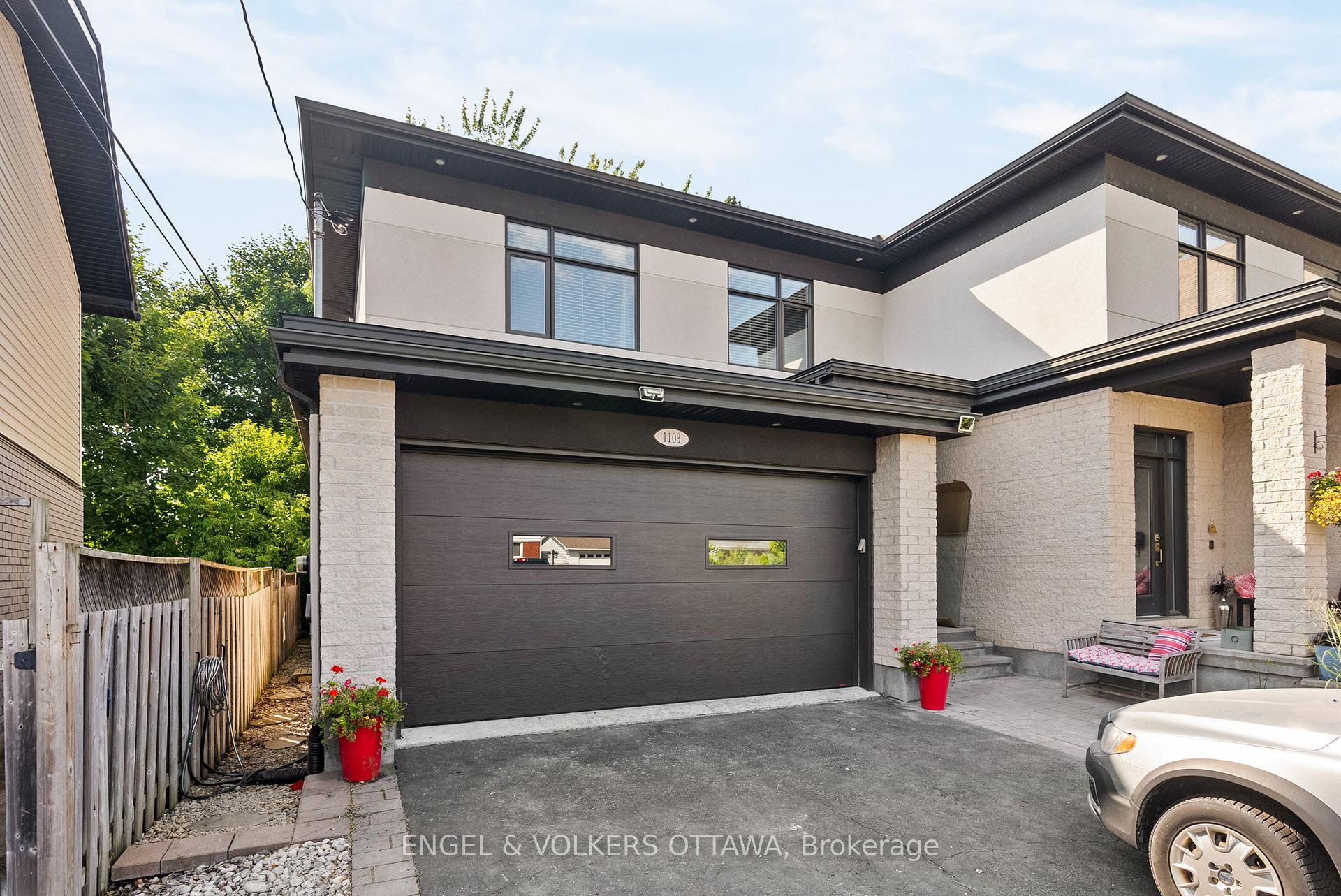 Photo 6 of 1103 Normandy Crescent, Ottawa, Borden Farm/Stewart Farm/Carleton Heights/Parkwood Hills — HOMEH