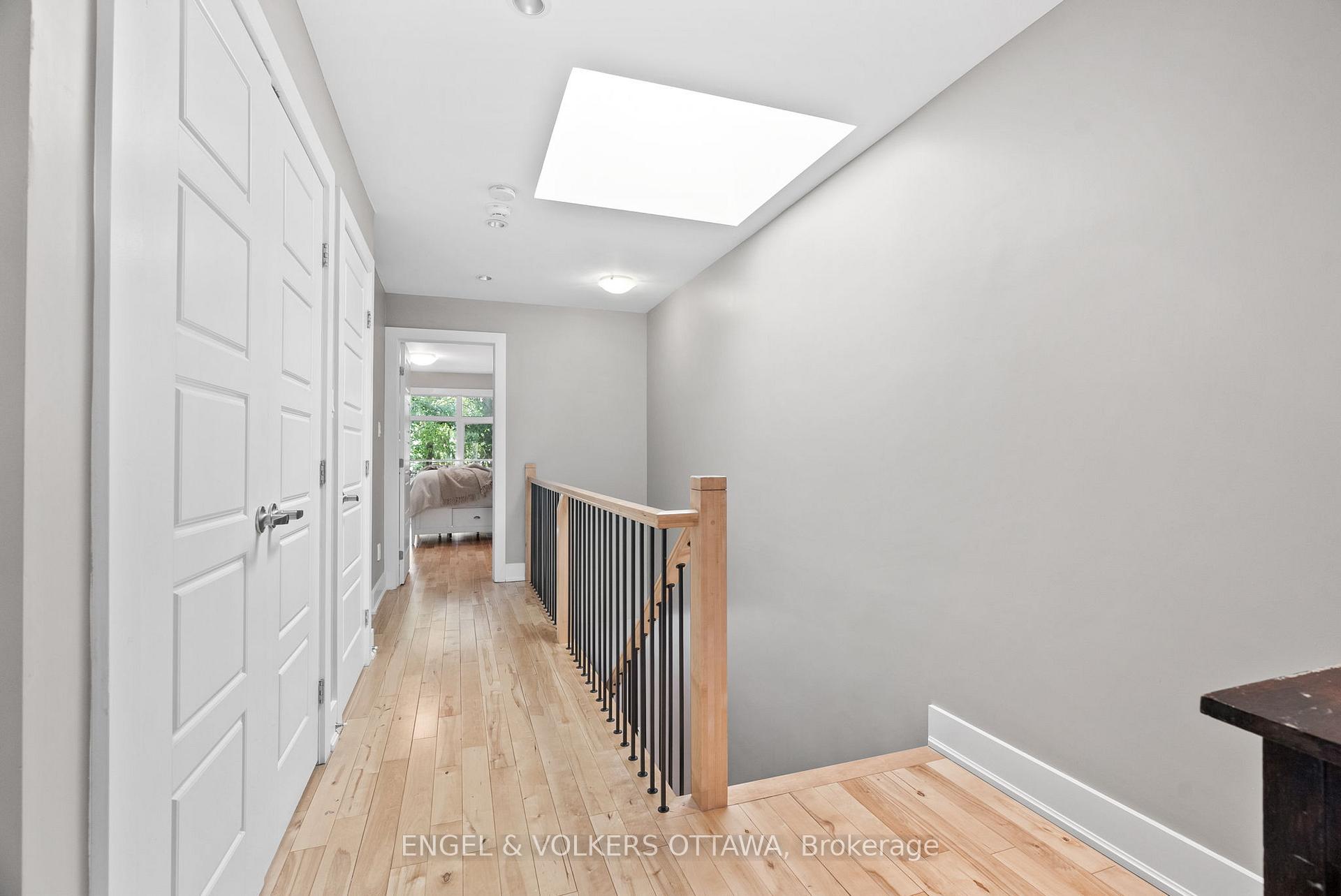 Photo 16 of 1103 Normandy Crescent, Ottawa, Borden Farm/Stewart Farm/Carleton Heights/Parkwood Hills — HOMEH